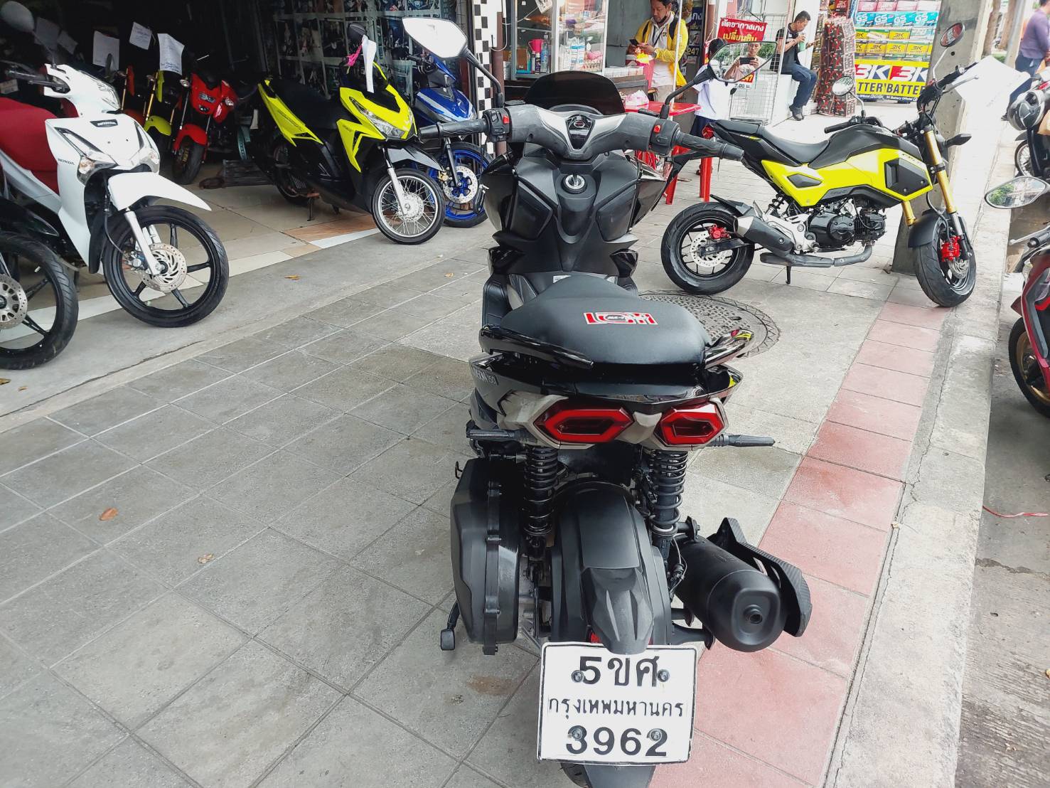 (ปิดการขาย) malaguti Madison 150 สีดำ 2023