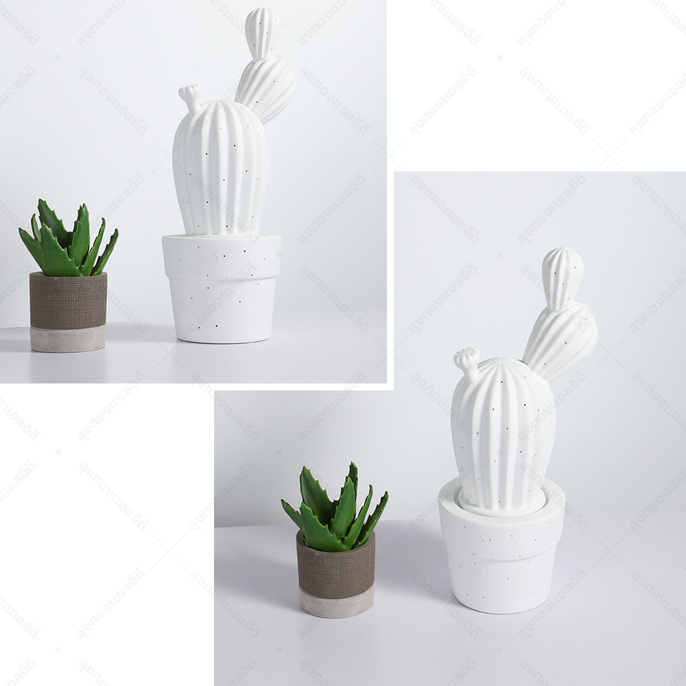 โคมไฟน้องกระบองเพชรตั้งโต๊ะ ทำจากวัสดุ Porcelain อย่างดี ปิดไฟก็สวย เปิดไฟก็น่ารัก