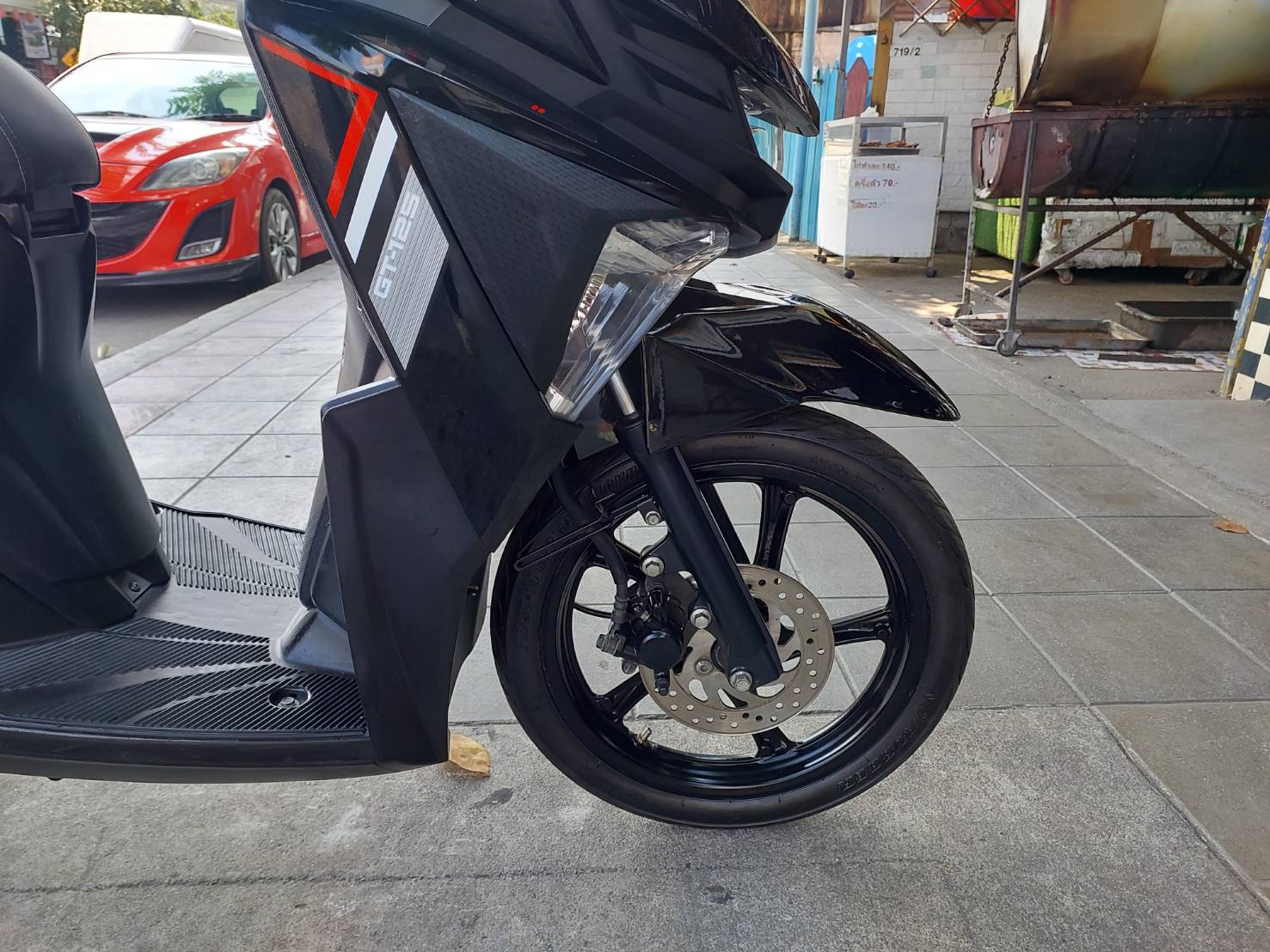 (ปิดการขาย) gt125 สีดำ เงาๆเข้มๆสวย จดทะเบียนปี 61