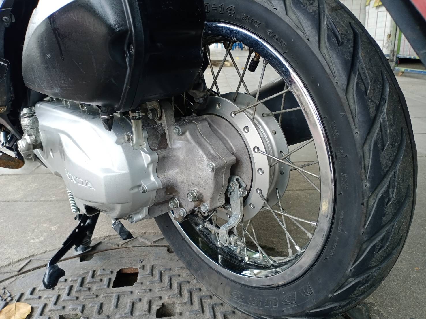 ((ขายแล้ว พร้อมส่งถึงบ้าน))specy สีขาวดำ รถสวยมาก