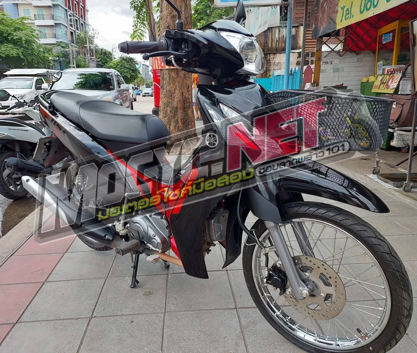(ปิดการขาย) Yamaha finn สีดำ ปี 2022 สต้าทมือ รถปีเดียว