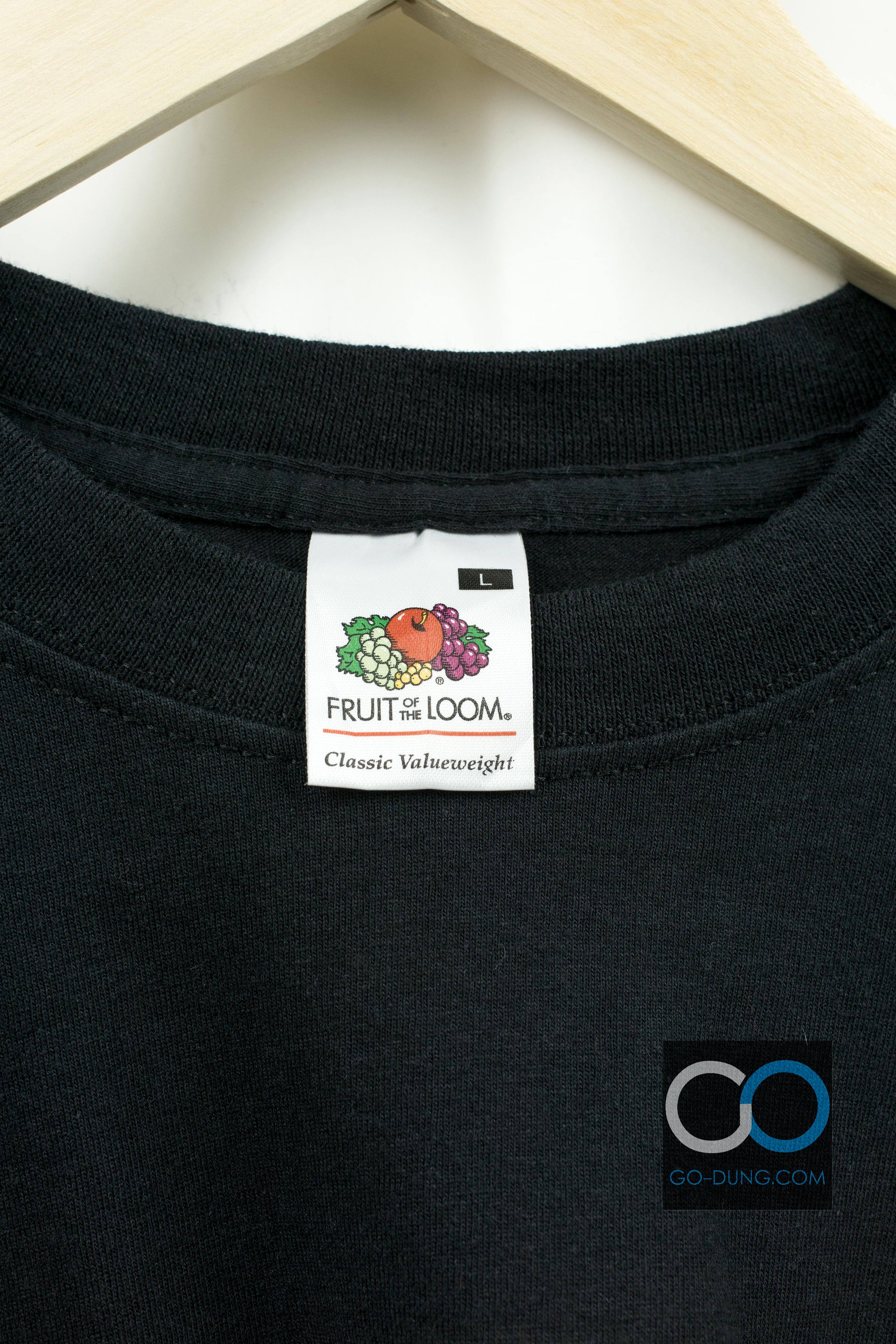 เสื้อยืดมือสอง FRUIT OF THE LOOM : TALL DARK HANDSOME ผ้า 100 คอตตอน