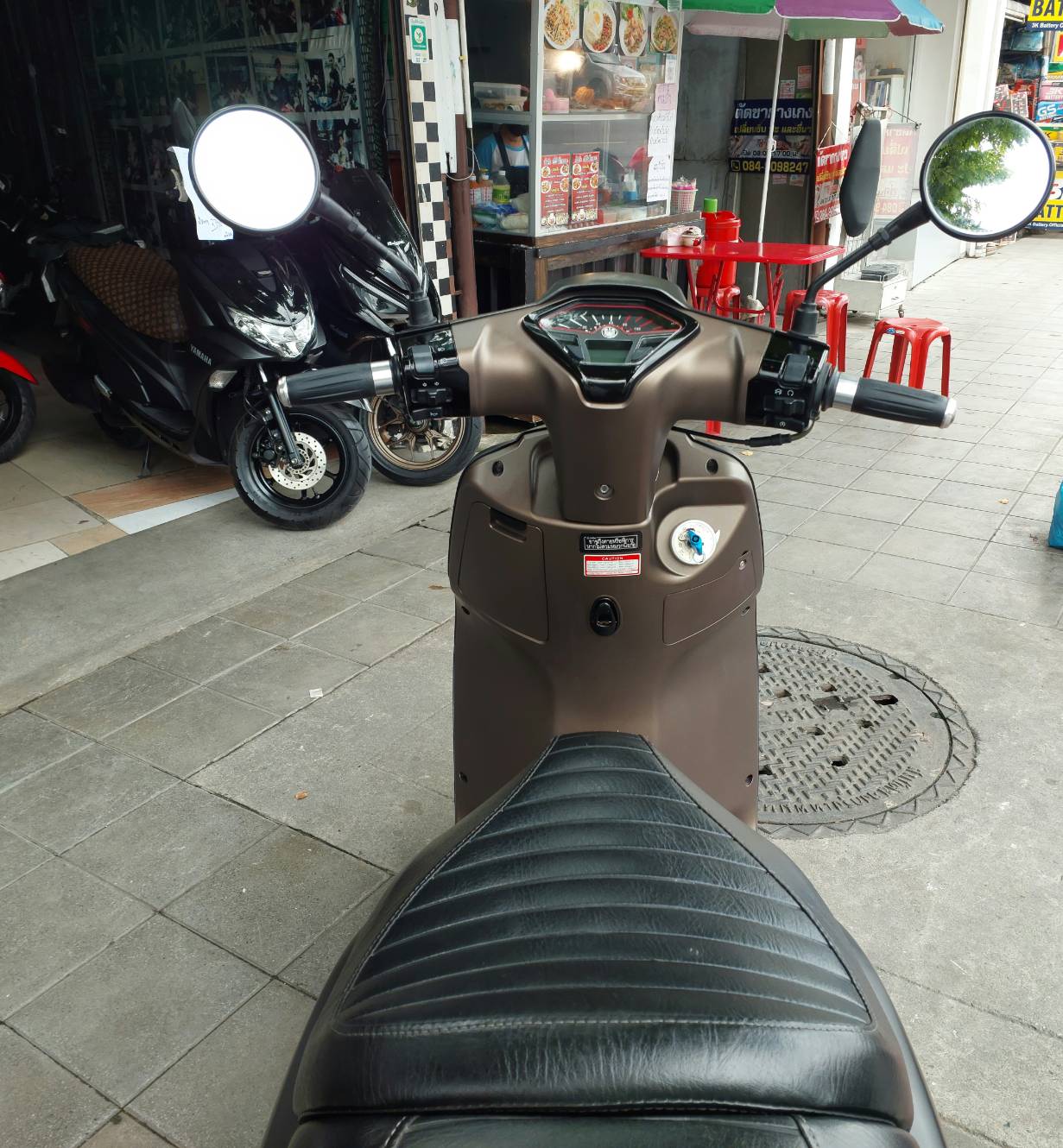 (ปิดการขาย) KEEWAY victoria 200 สีดำ 2023 รถคลาสสิคย้อนยุค 60 ร่ามสมัยด้วยระบบไฟ LED รอบคัน