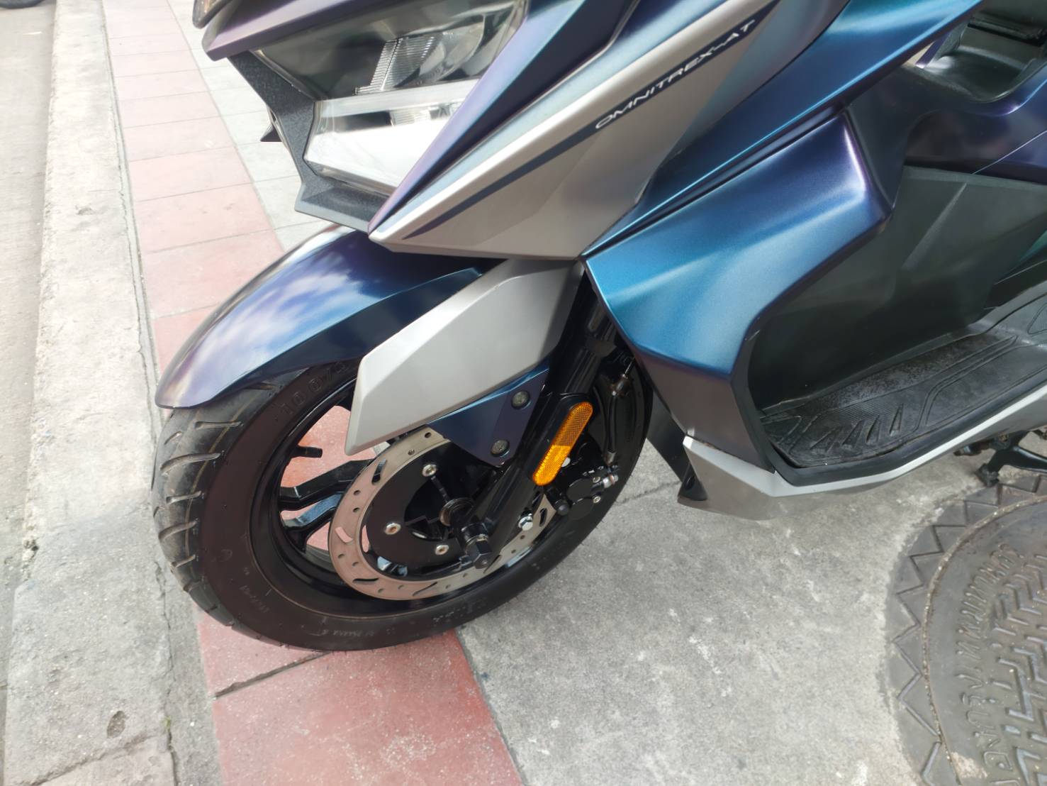 ( ปิดการขายครับ )GPX โดรน คีเลส 4 วาล์ว สีน้ำเงิน midnight 2023