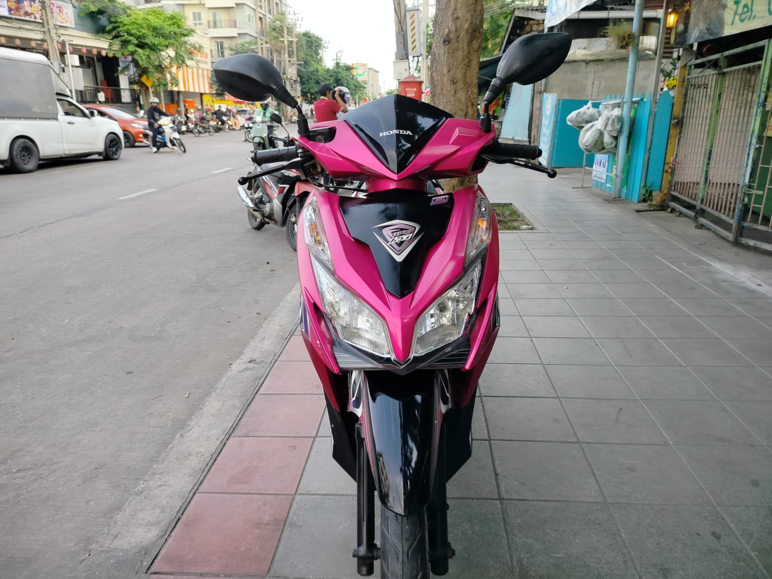 (ปิดการขาย) คลิก 125 สีชมพู ล้อแม็ก ปี 2012