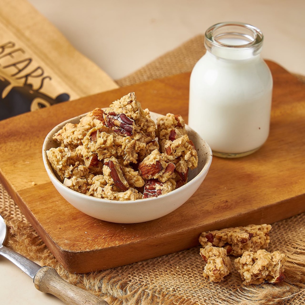 Skinni Bears กราโนล่า Granola homemade ขนาด 200 กรัม มีให้เลือก 6 รสชาติ มาแบบพอดีคำ