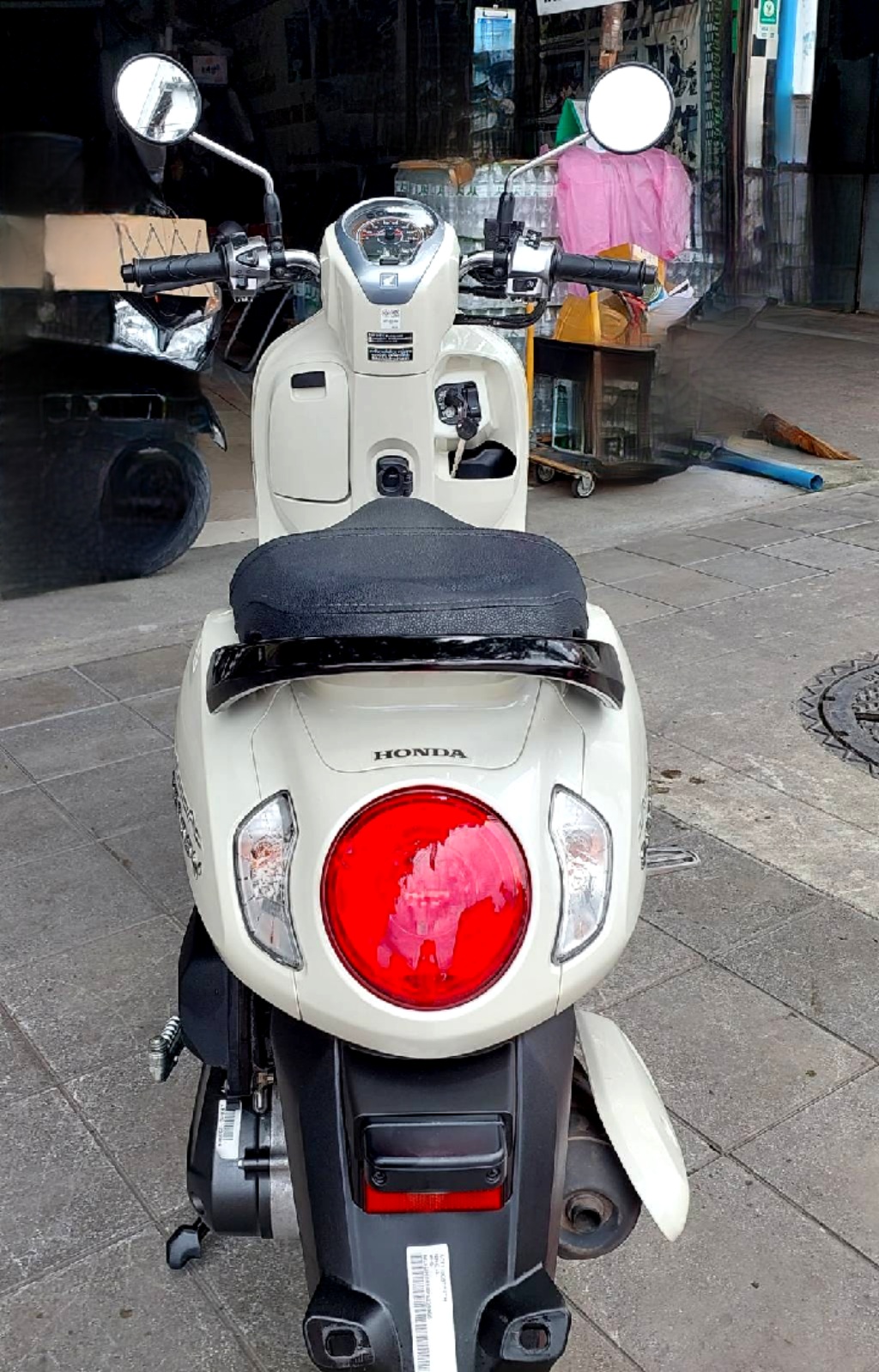 (ปิดการขาย) all new scoopy 2023 prestige ล้อแม็กซ์ รถ3 เดือนกว่า สภาพป้ายแดง