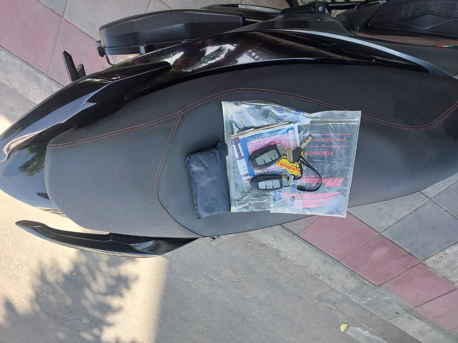 (ปิดการขายครับ) malaguti Madison 150ซีๆ สีดำปี 2022 ดิสเบรคหน้าหลัง