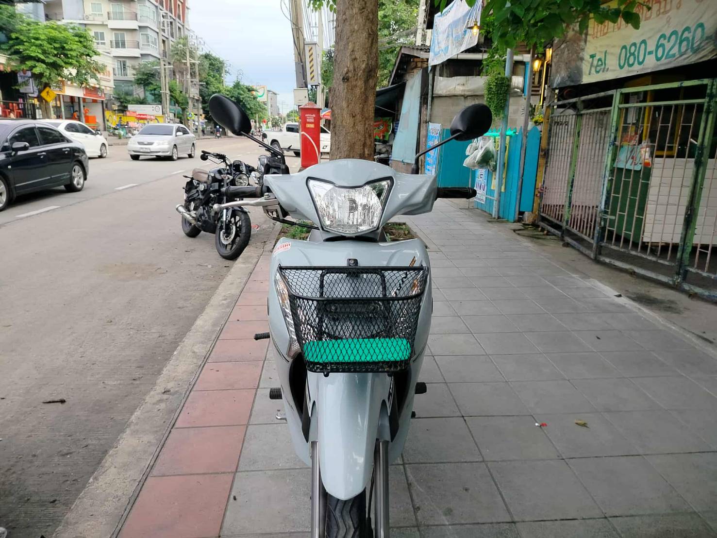 finn สีเทา ตัวใหม่ 2024 ล้อทองสวยๆจากศูนย์