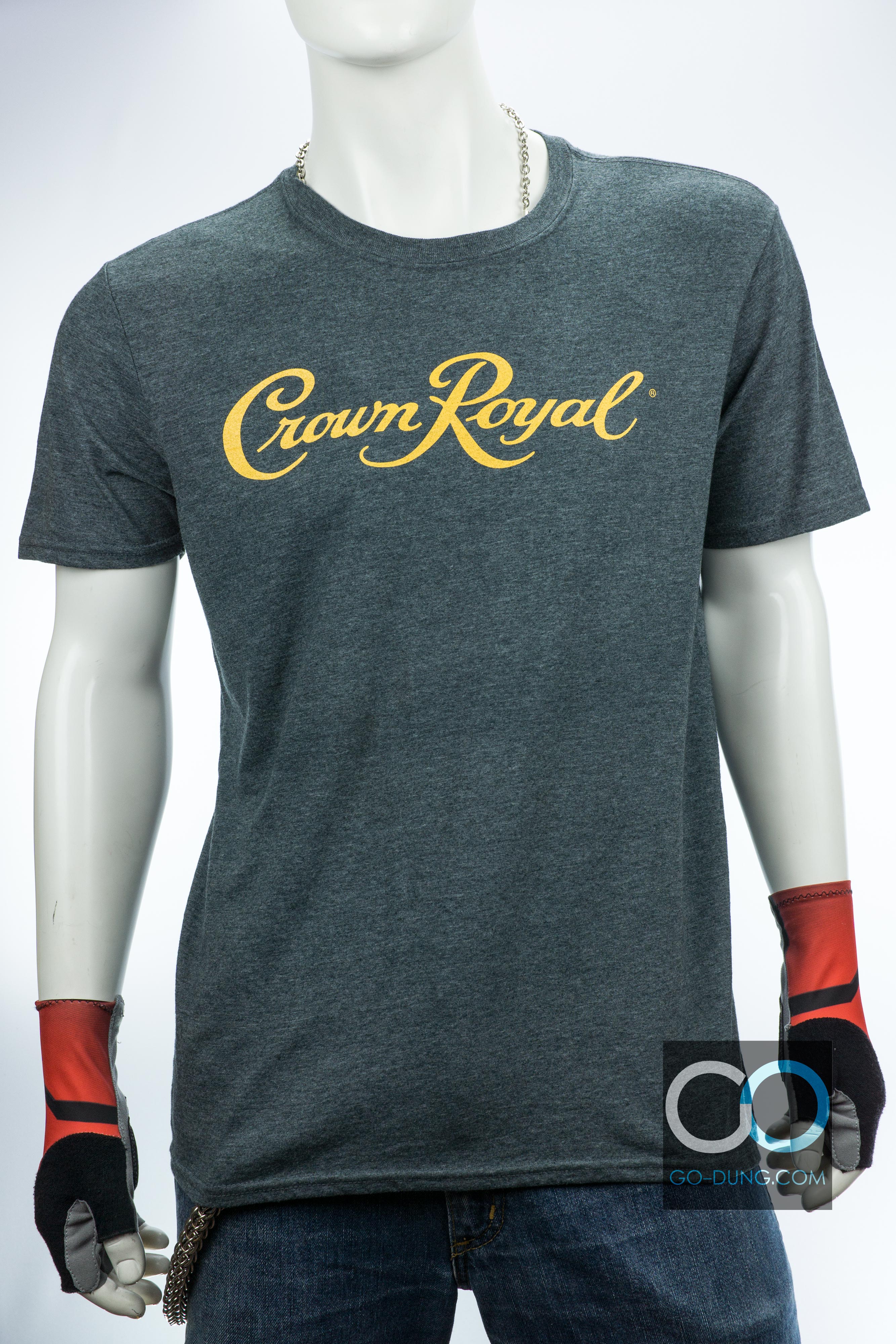เสื้อยืดเหล้า มือสอง GILDAN : CROWN ROYAL ผ้าผสม 35/65 ผ้าบาง สภาพดี
