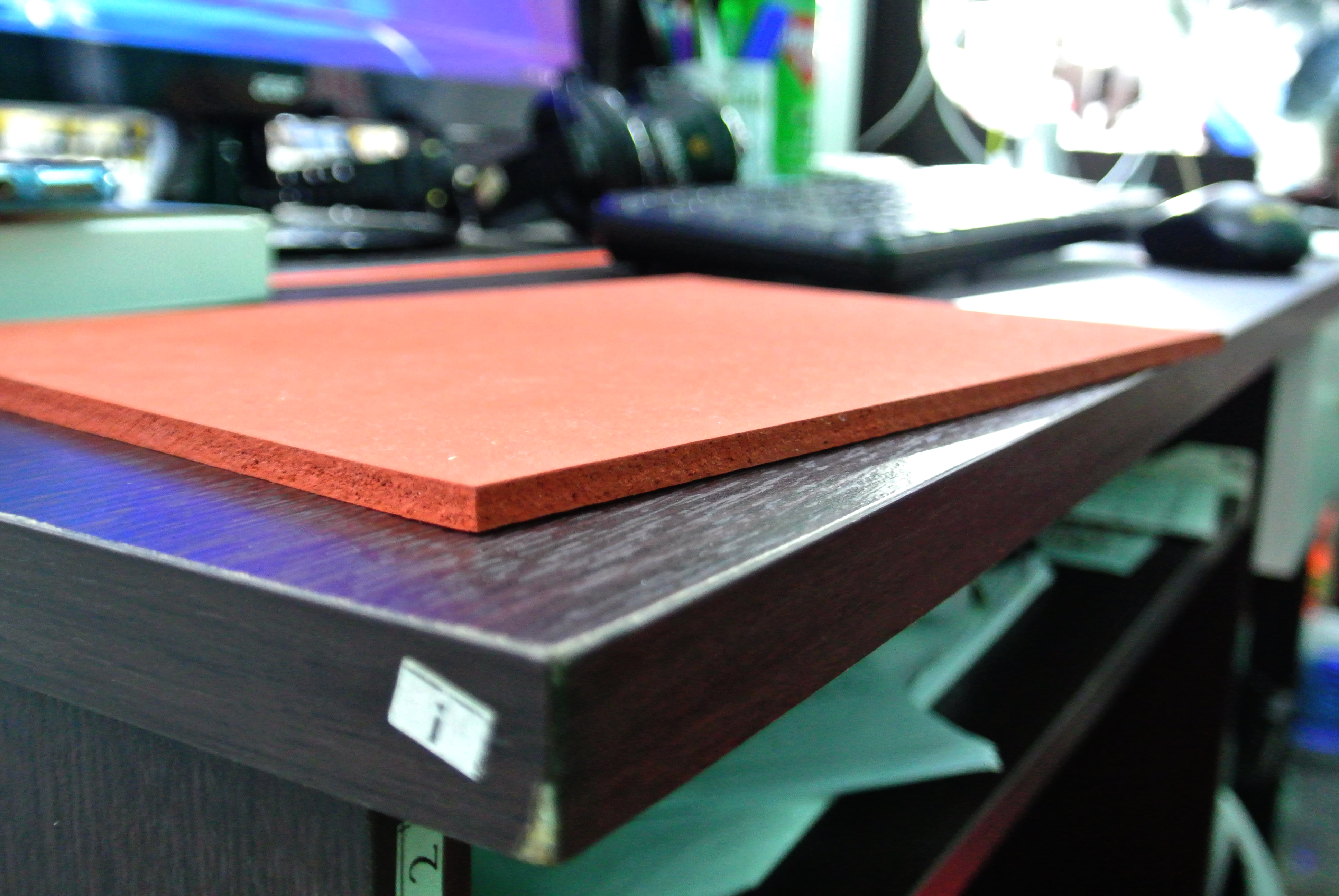 แผ่นรองมือถือ