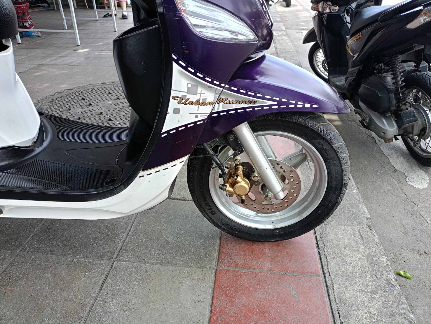 (ปิดการขายครับ ) filano สีขาวม่วง ปี 2012 สภาพดี