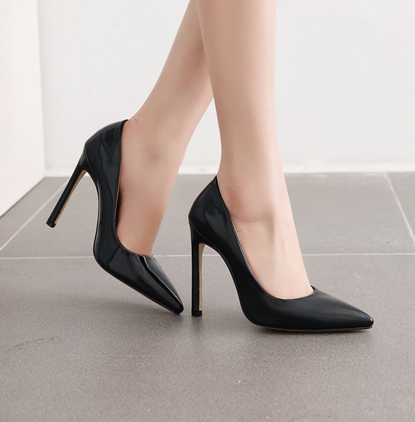 พรีออเดอร์ รองเท้าหัวแหลมส้นสูง รองเท้าส้นแหลมผู้หญิง รองเท้าหัวแหลมไซส์ใหญ่ รองเท้าหัวแหลมส้นสูงไซส์เล็ก 34-48 รหัส Y-0616
