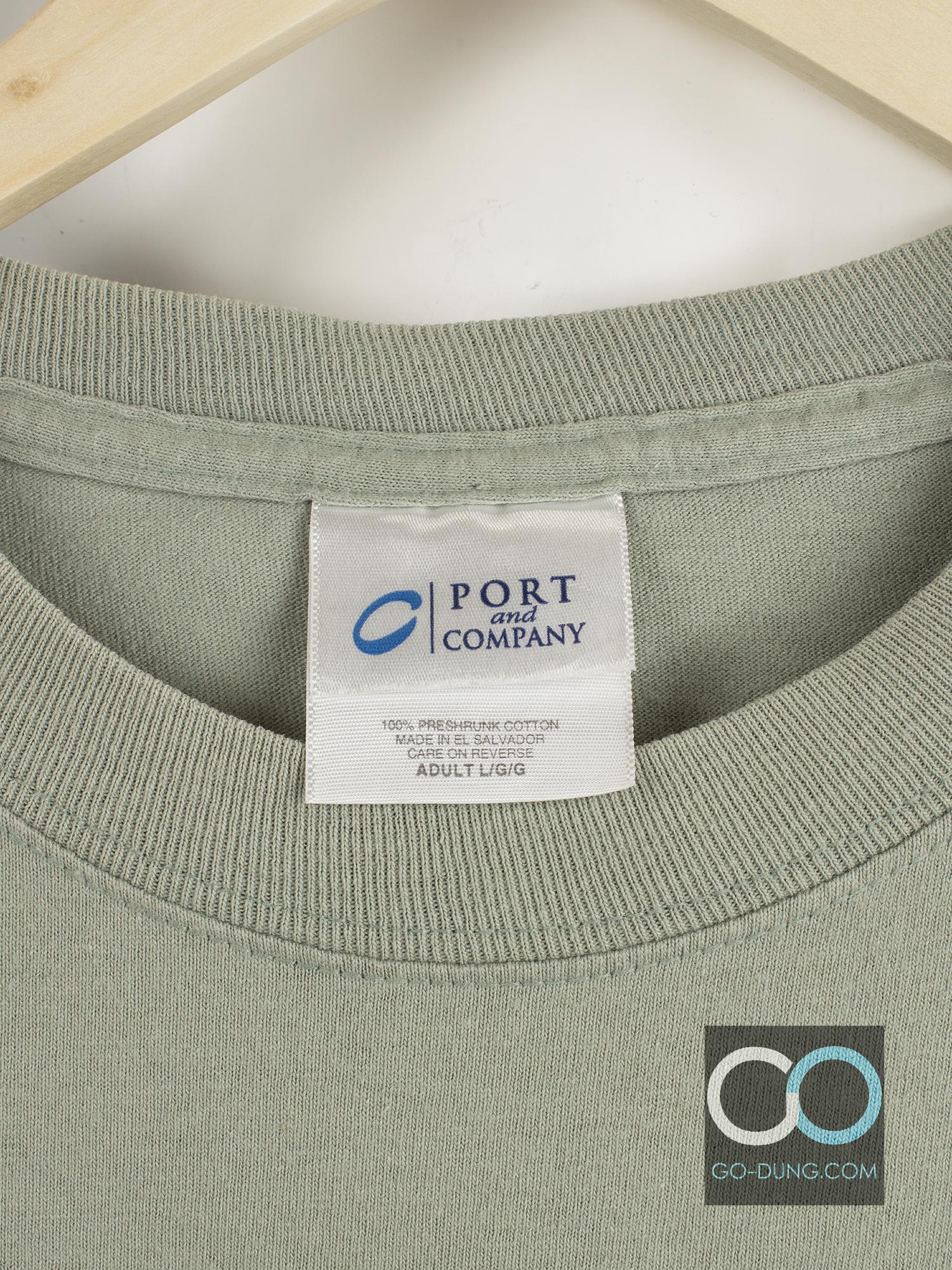เสื้อยืดมือสอง PORT AND COMPANY ปักลาย Bison Homes ผ้า 100 คอตตอน
