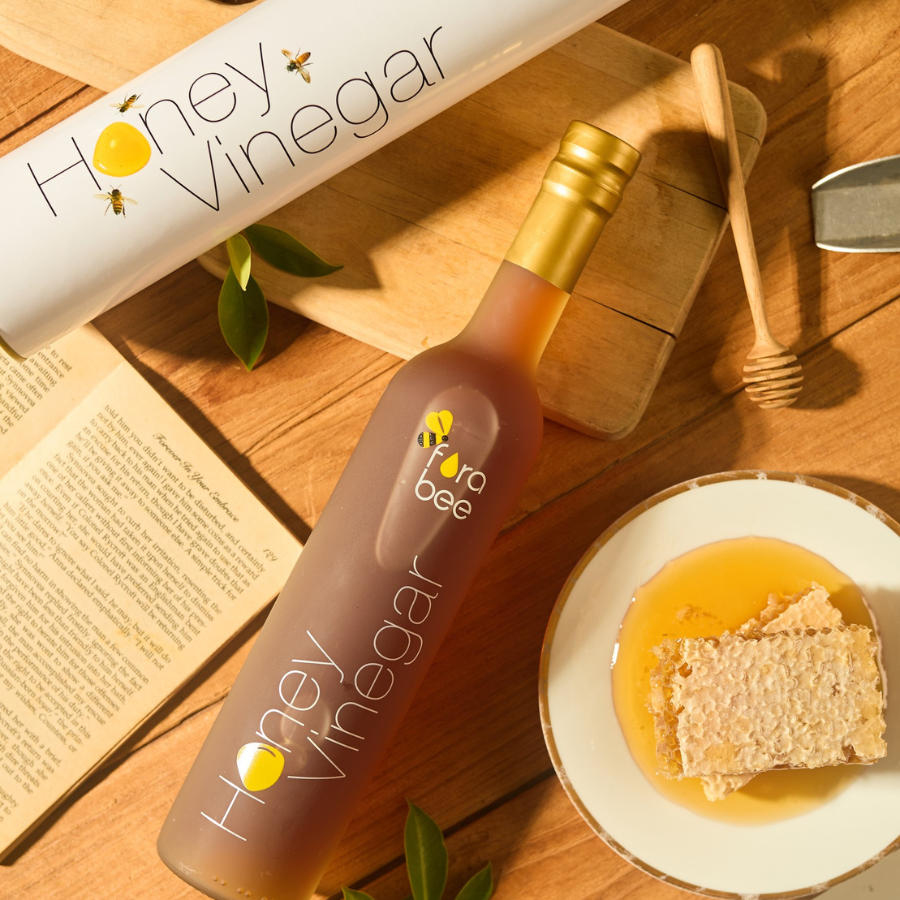 Fora bee Honey Vinegar เครื่องดื่มน้ำผึ้งหมัก 500 ml. เครื่องดื่ม ฮันนี่ วีนีการ์ สูตรดั้งเดิม เปรี้ยวอมหวาน หอมกลิ่นน้ำผึ้ง ฟอร่า บี