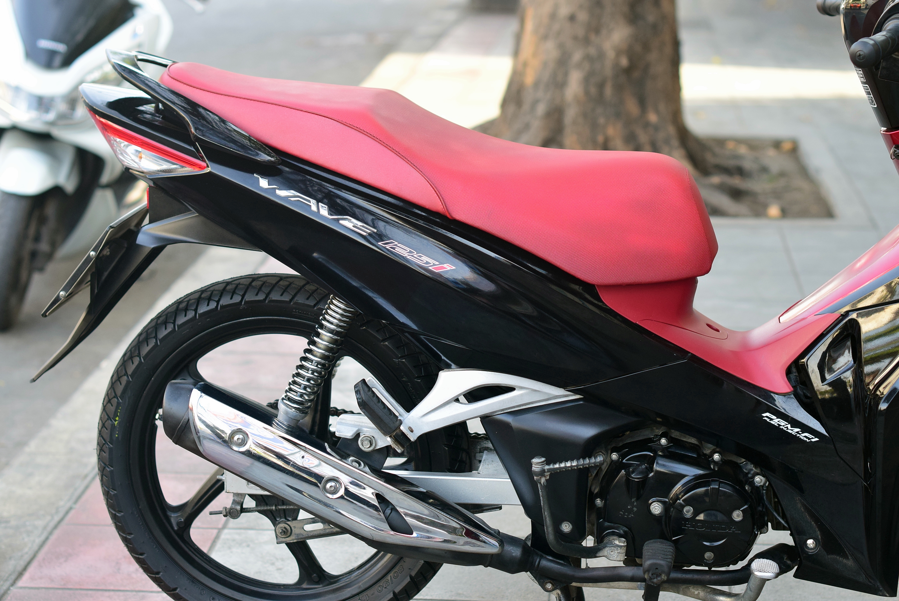 (ปิดการขายครับ) wave 125 i ไฟหน้า led ตัวท็อปล้อแม็ก สตาร์ทมือ