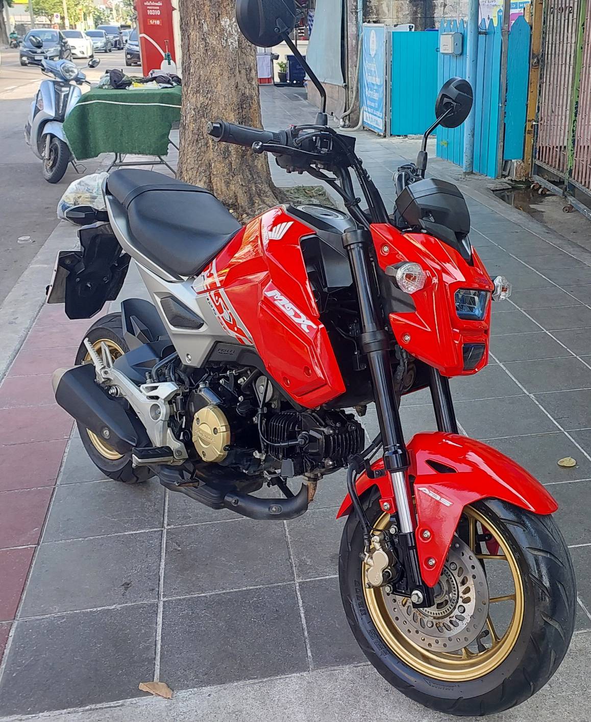 (ปิดการขาย) msx sf ABS สีแดงยอดนิยม ปี 2018 ปีสูงๆ