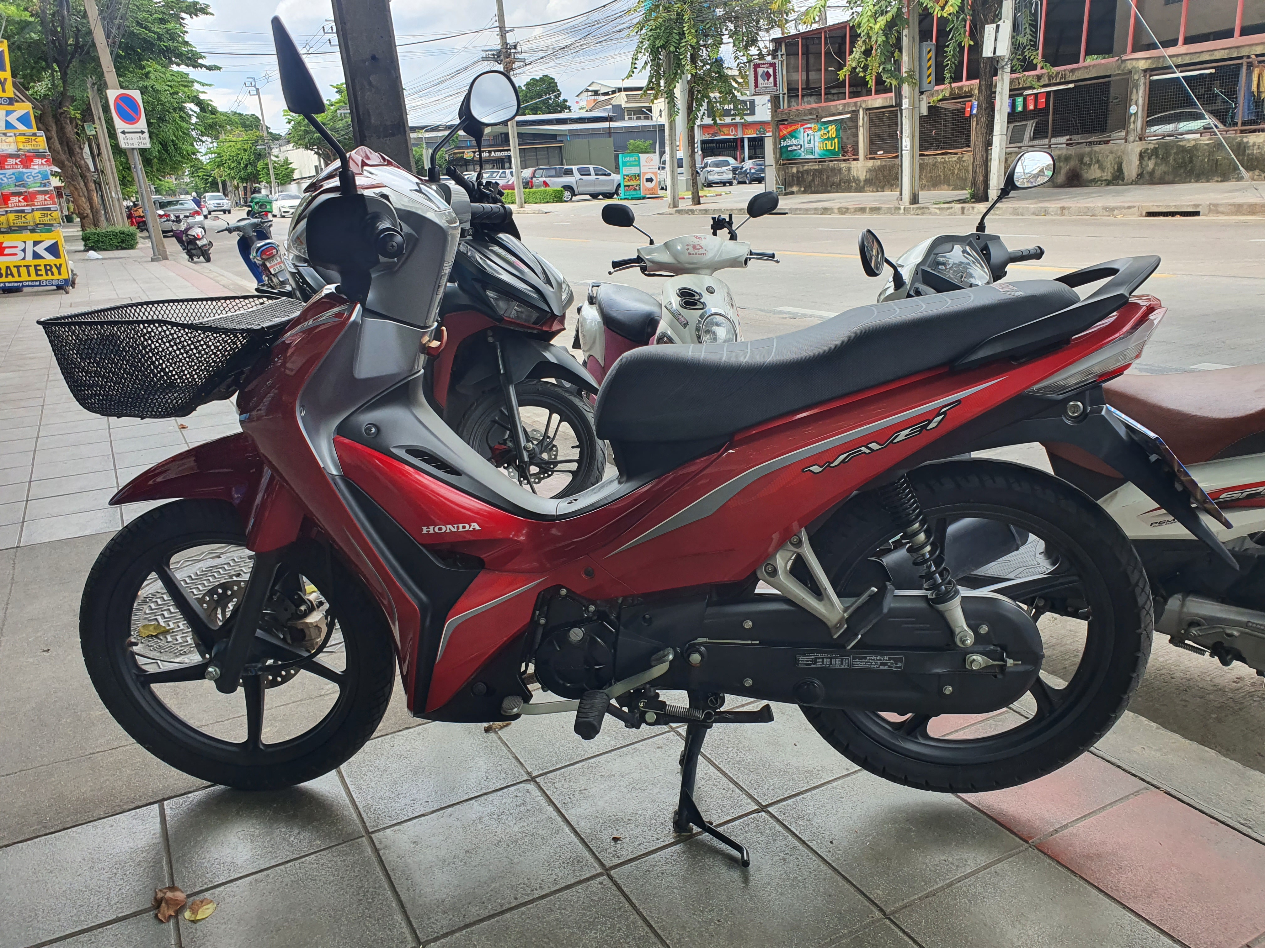 (ปิดการขายครับ)wave110i.ไฟหน้า LED ตัวท็อปล้อแม็กสตาร์ทมือ ไมล์น้อย 3พันโล สายจอดตัวจริง ราคานี้โอนให้ฟรีครับ