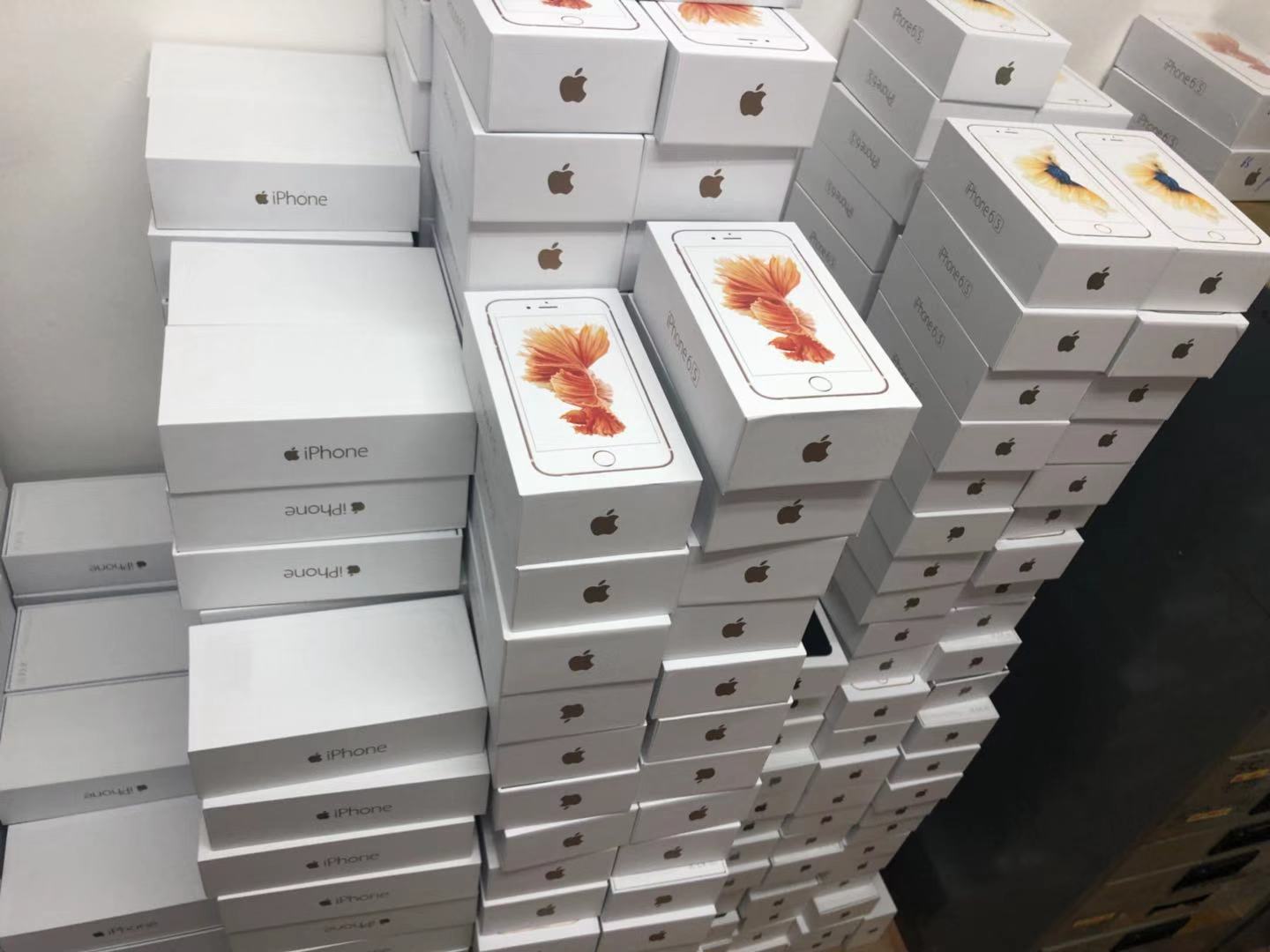 Apple iPhone 6 16GB ครบทุกสี เครื่องใหม่ เครื่องแท้ 100%