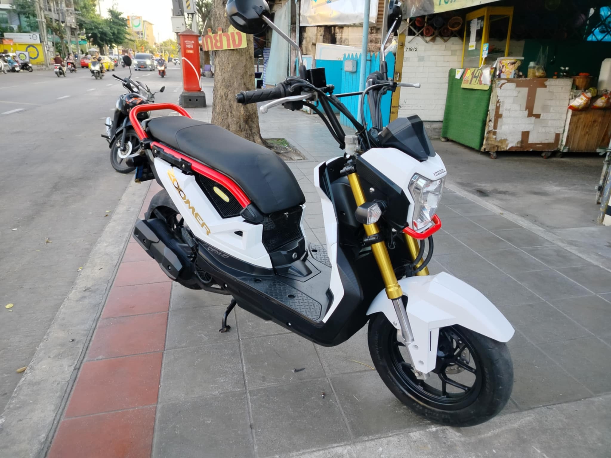 (ปิดการขายครับ ) zoomer x สีขาว ตัวใหม่ใหม่ดิจิตอล