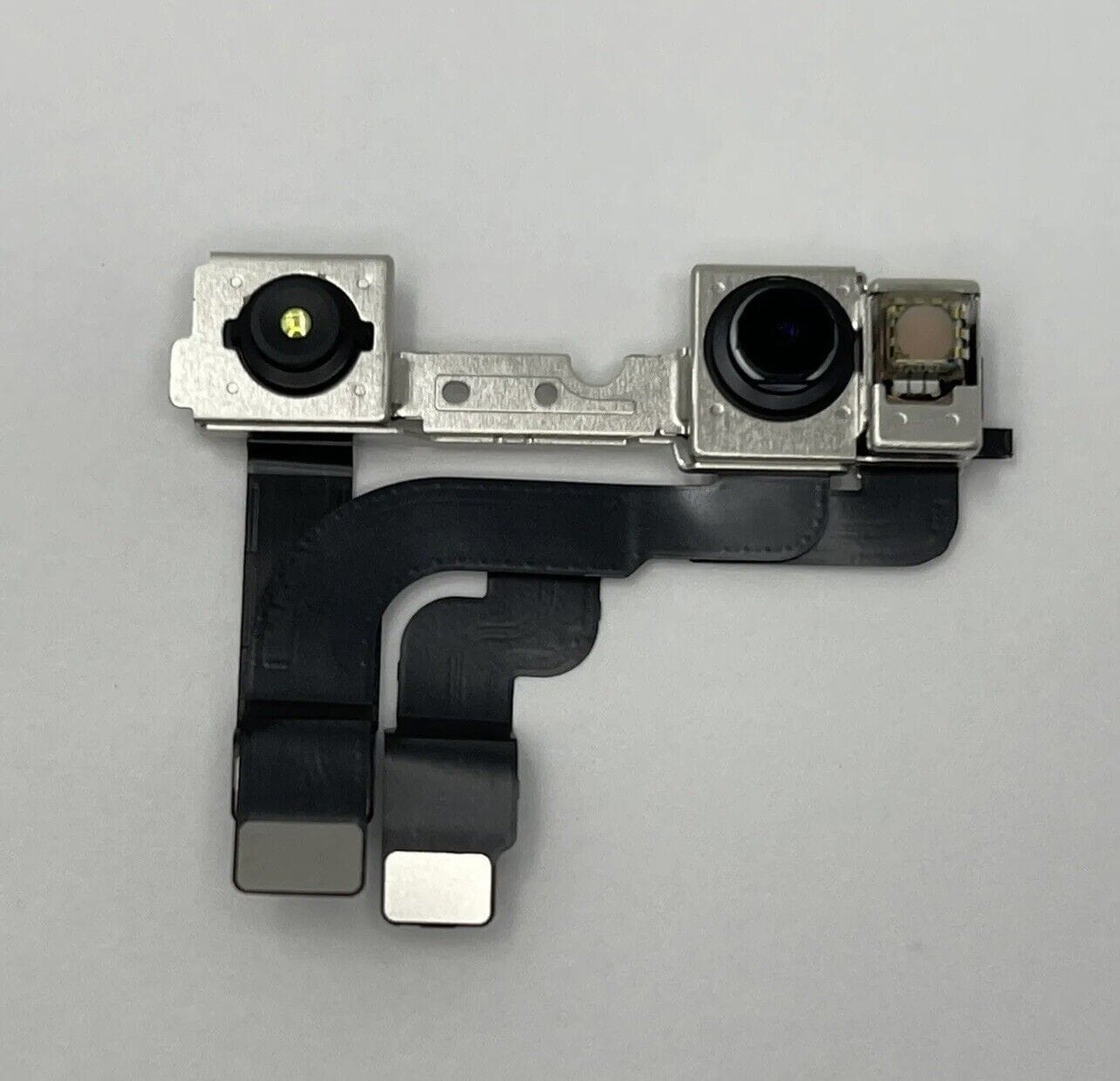 กล้องหน้า I-P 12 Promax