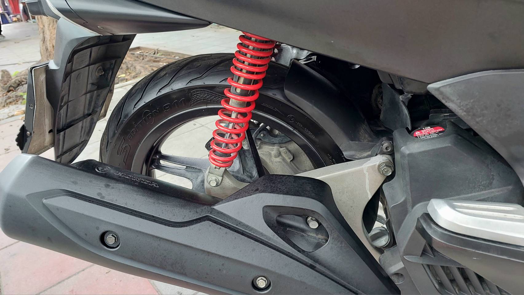 (ปิดการจาย ) PCX 150 สีดำตัวท็อป ปี 56 รถบ้านทะเบียน กรุงเทพฯ