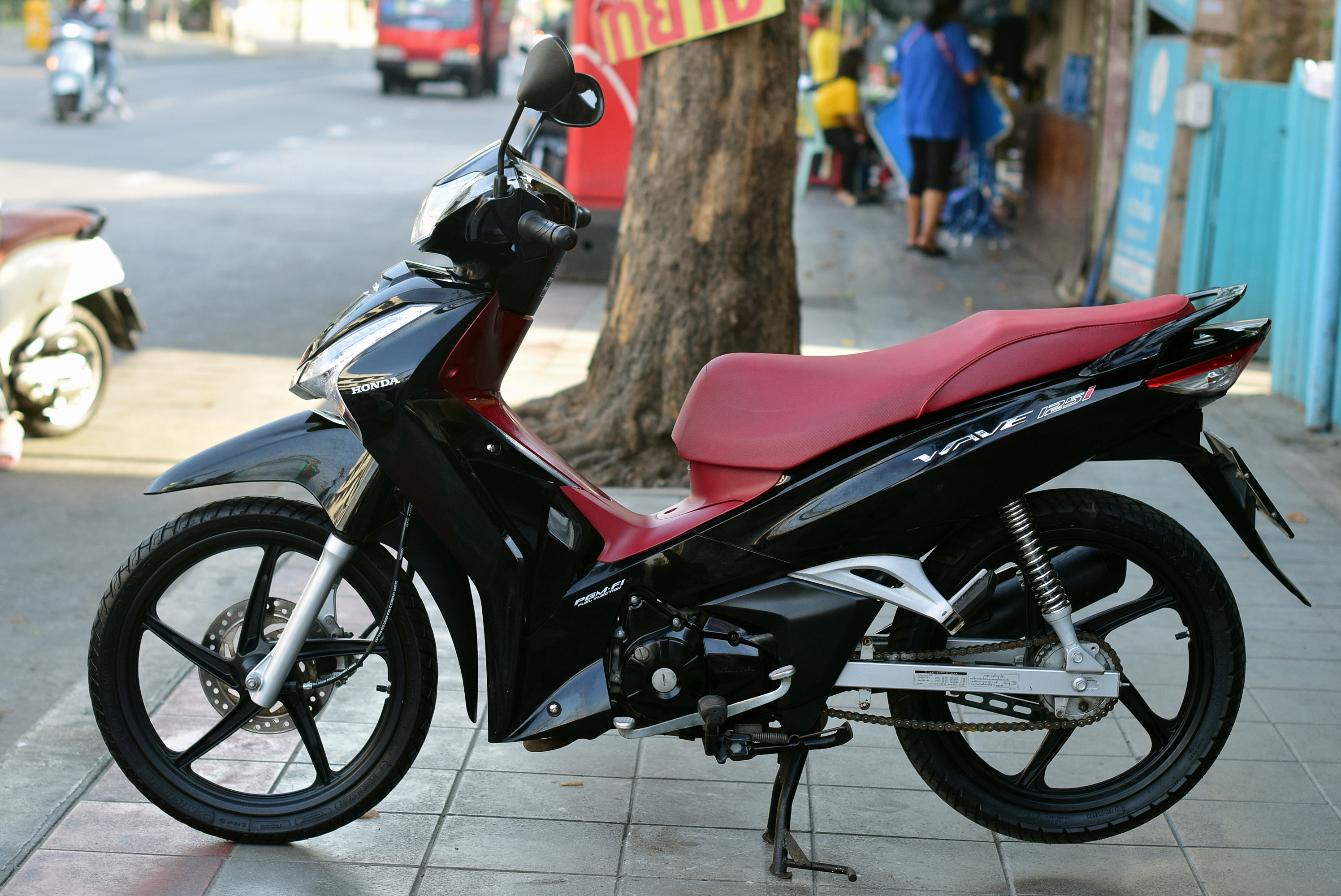 (ปิดการขายครับ) wave 125 i ไฟหน้า led ตัวท็อปล้อแม็ก สตาร์ทมือ