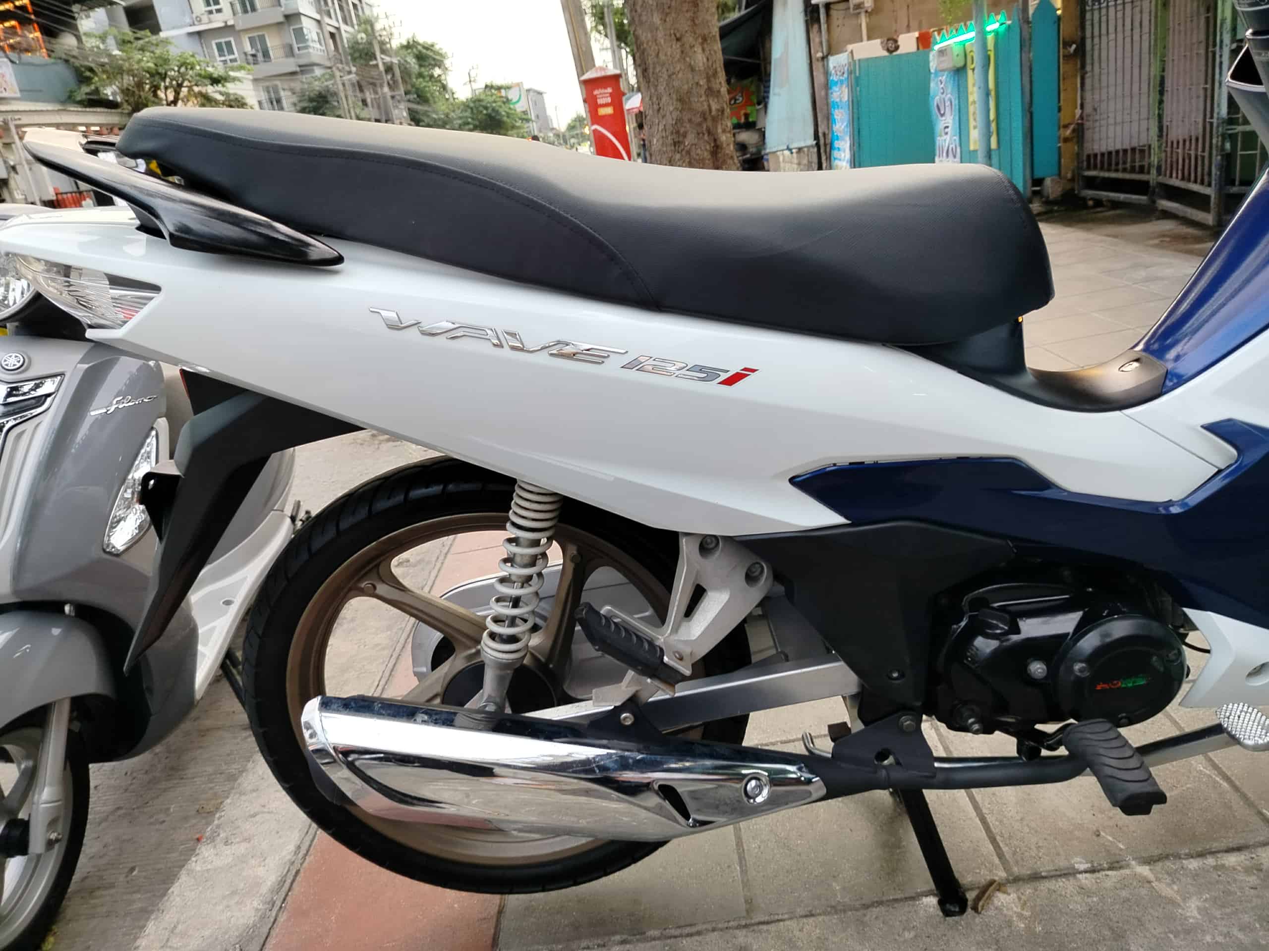 เวฟ 125 i สีขาวน้ำเงิน 2024 ไมล์ดิจิตอล