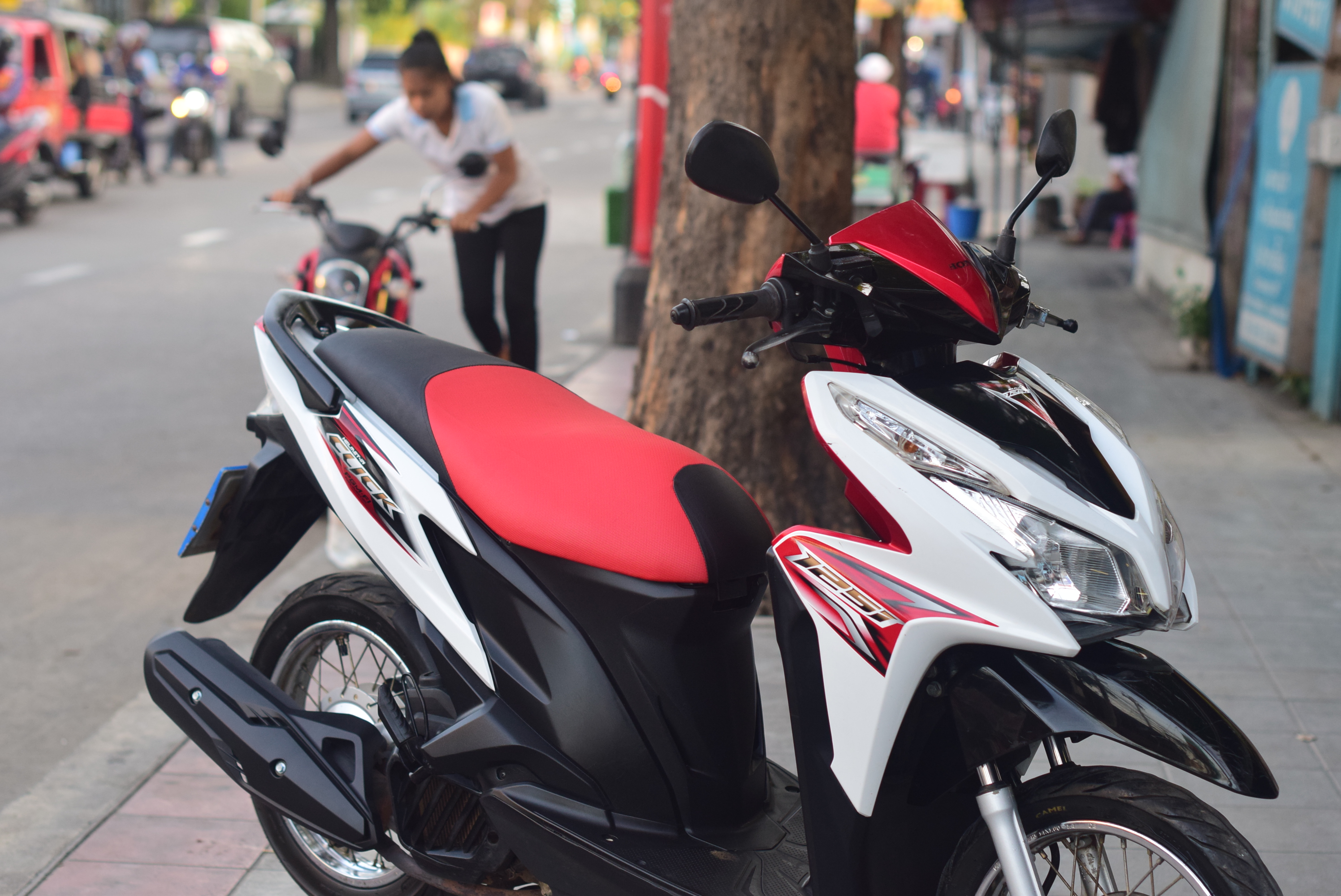 (ส่งแล้วครับ) click 125i สวยๆ มัดจำไว้ได้รถชัวๆ