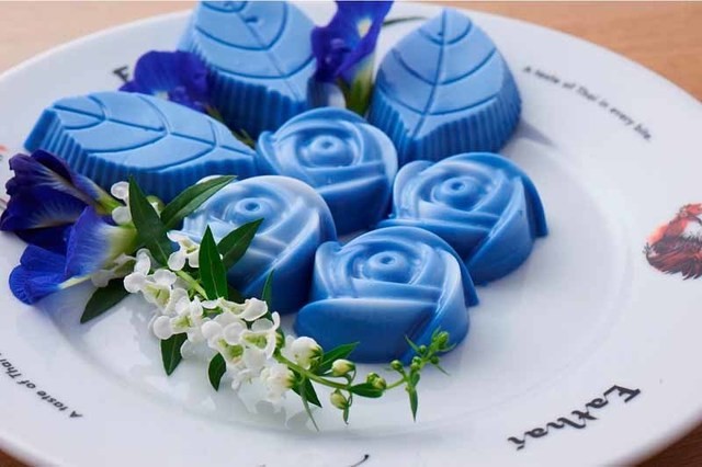 ดอกอัญชันอบแห้ง 100กรัม ออร์แกนิค ตรา ทุ่งสุวรรณ Dried butterfly pea flower