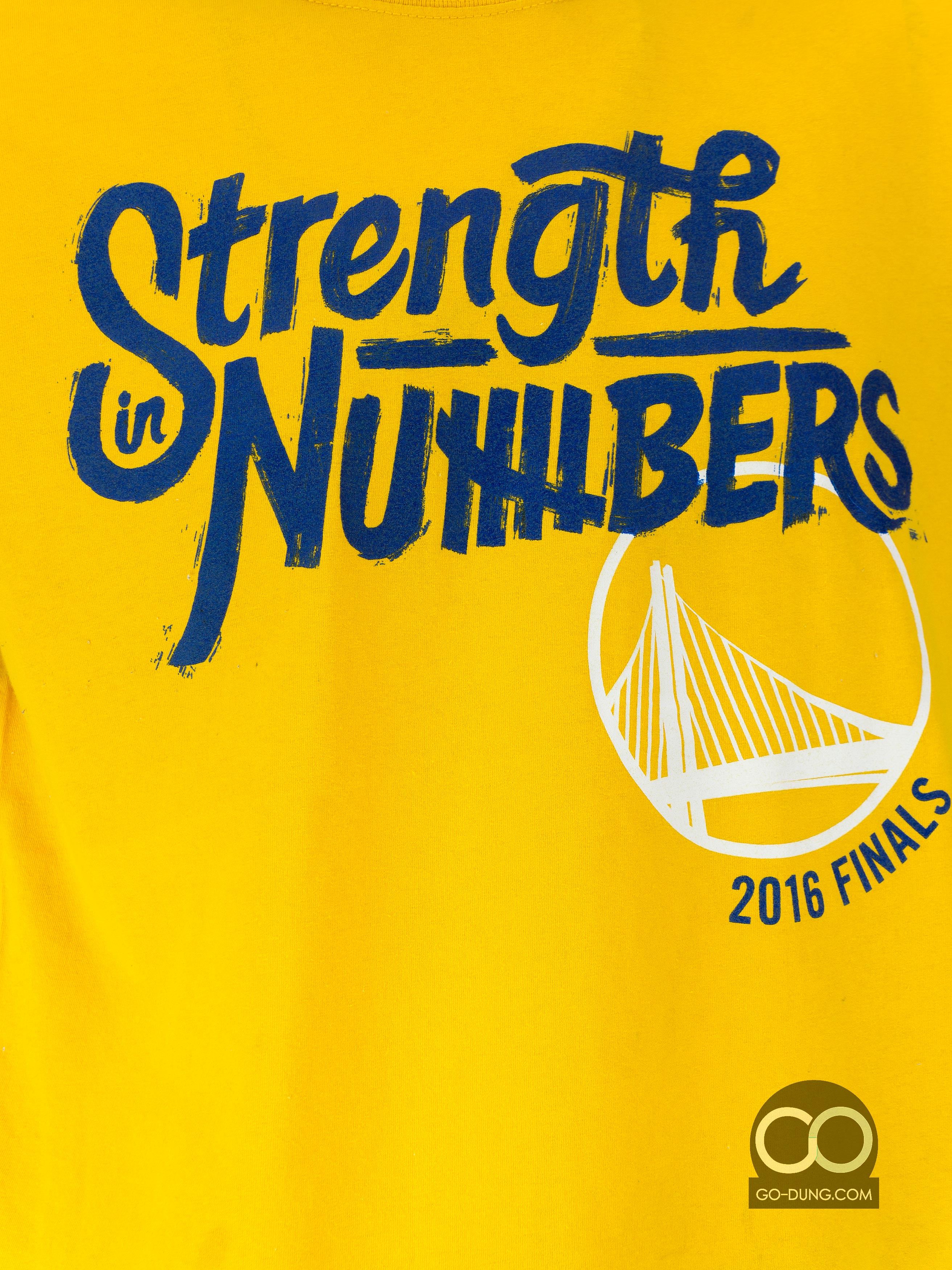 เสื้อบาสเกตบอลมือสอง FRUIT OF THE LOOM : STRENGTH IN NUMBERS 2016 FINALS ผ้า 100 คอตตอน