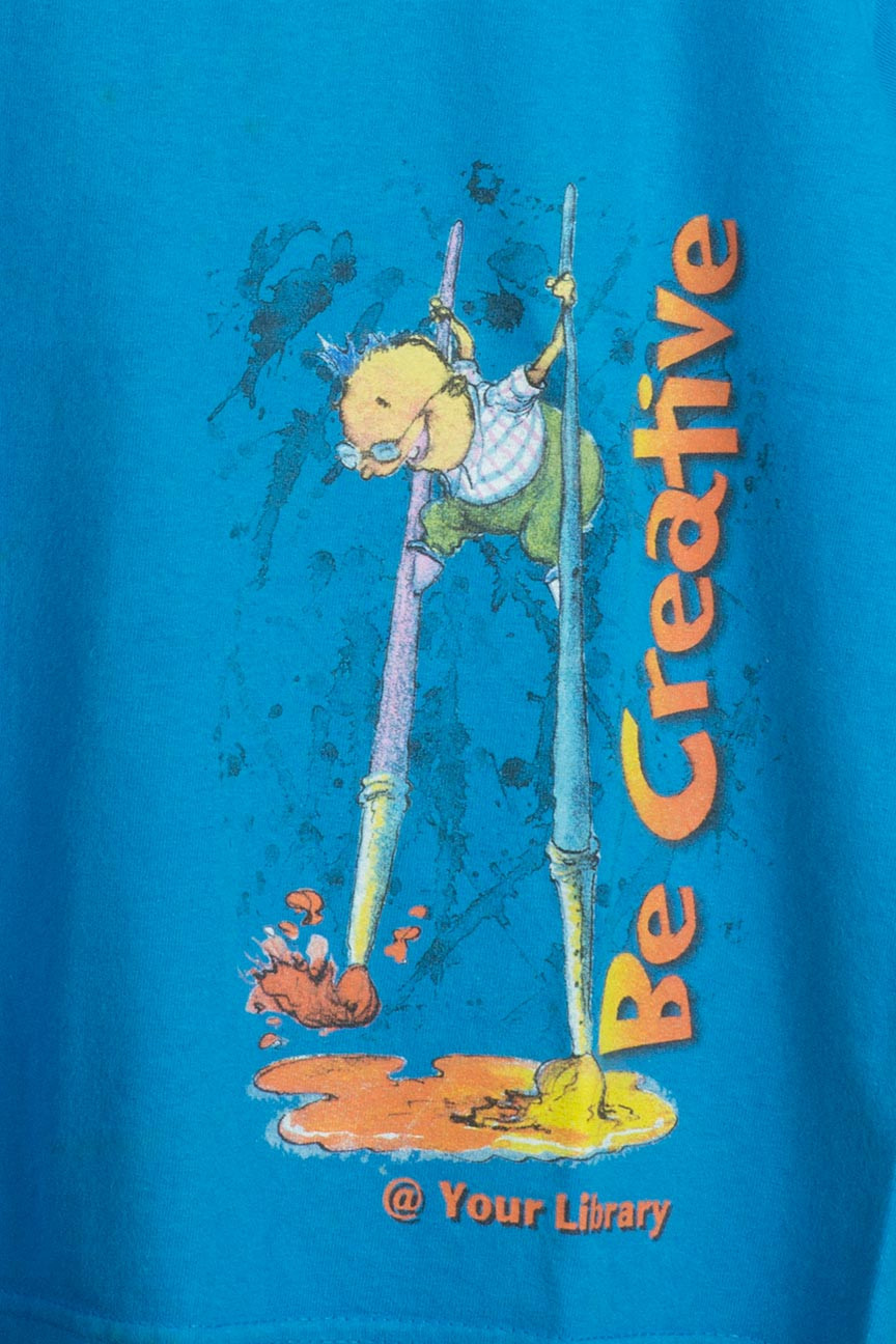 เสื้อยืดมือสอง FRUIT OF THE LOOM : BE CREATIVE @ YOUR LIBRALY ผ้า 100 คอตตอน