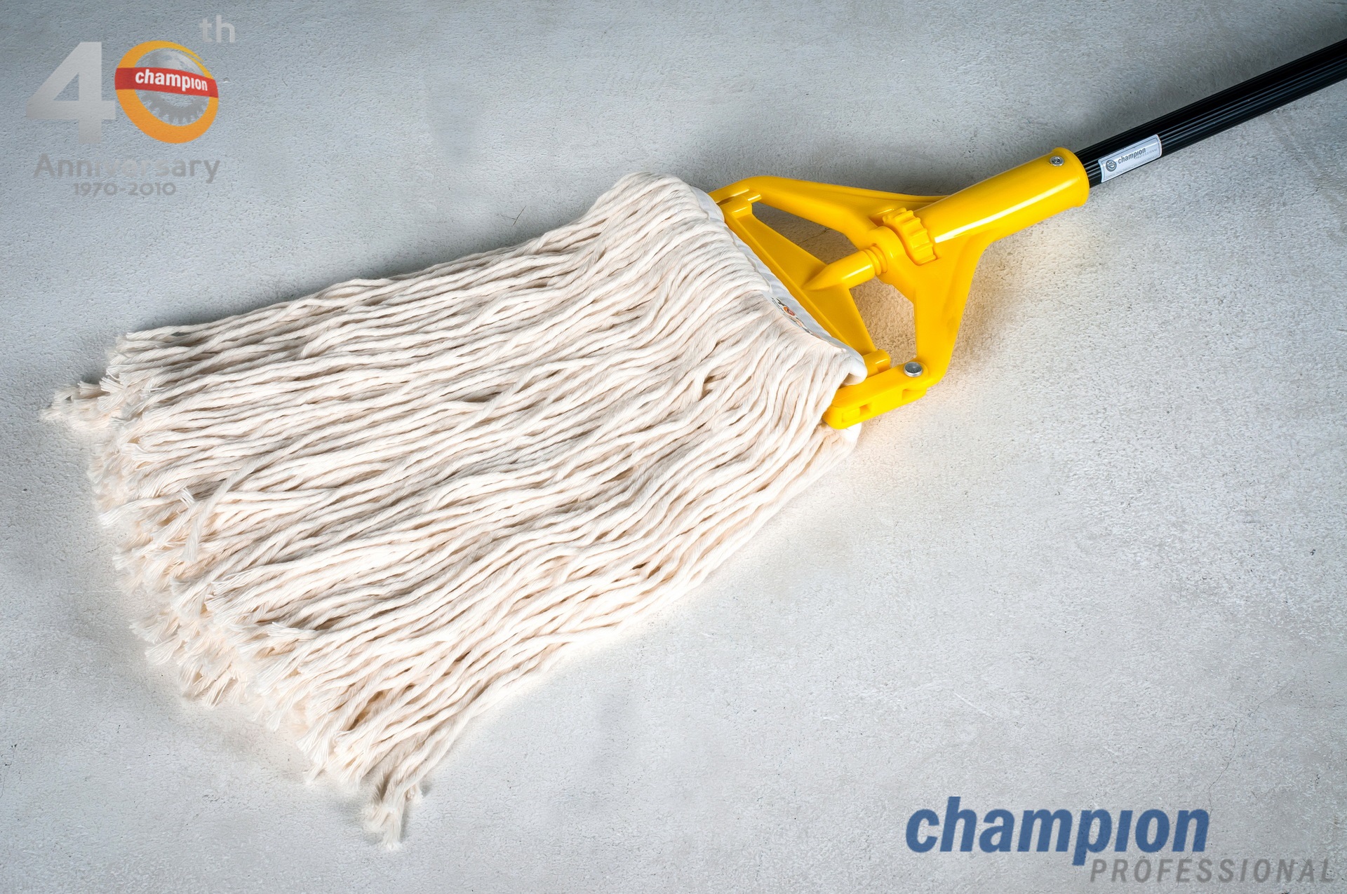 ม็อปถูพื้นหัวพลาสติก 8" CHAMPION