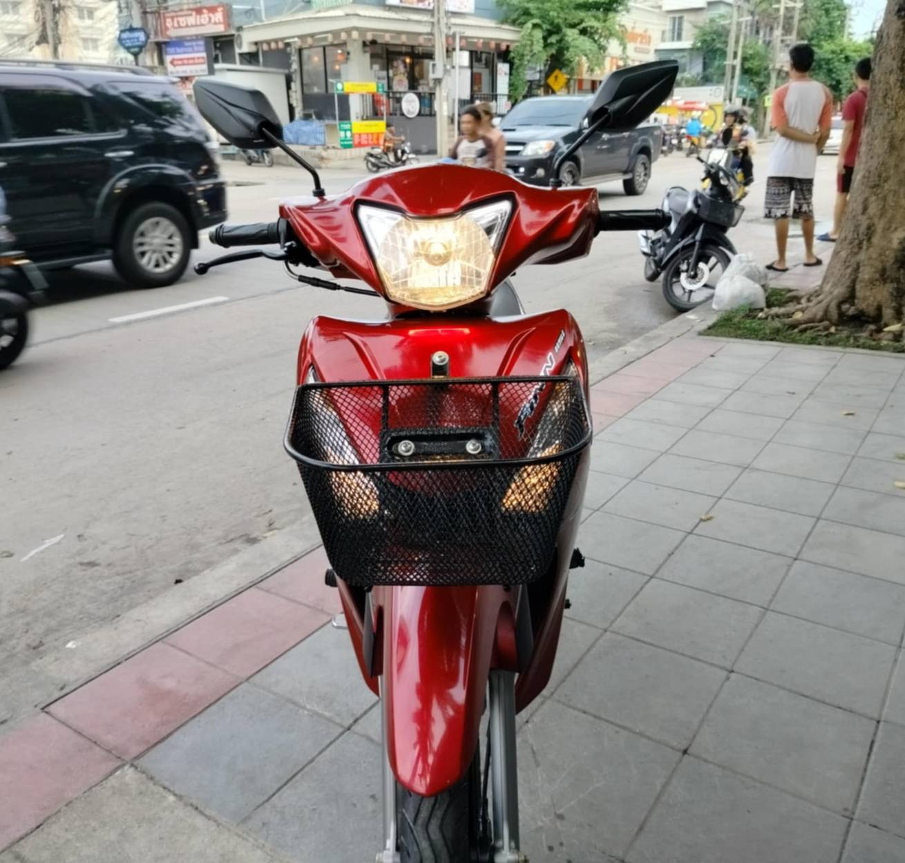 (ปิดการขายครับ) yamaha finn สีแดงตัวท็อปล้อแม็กสตาร์ทมือ จดทะเบียนปี 2024