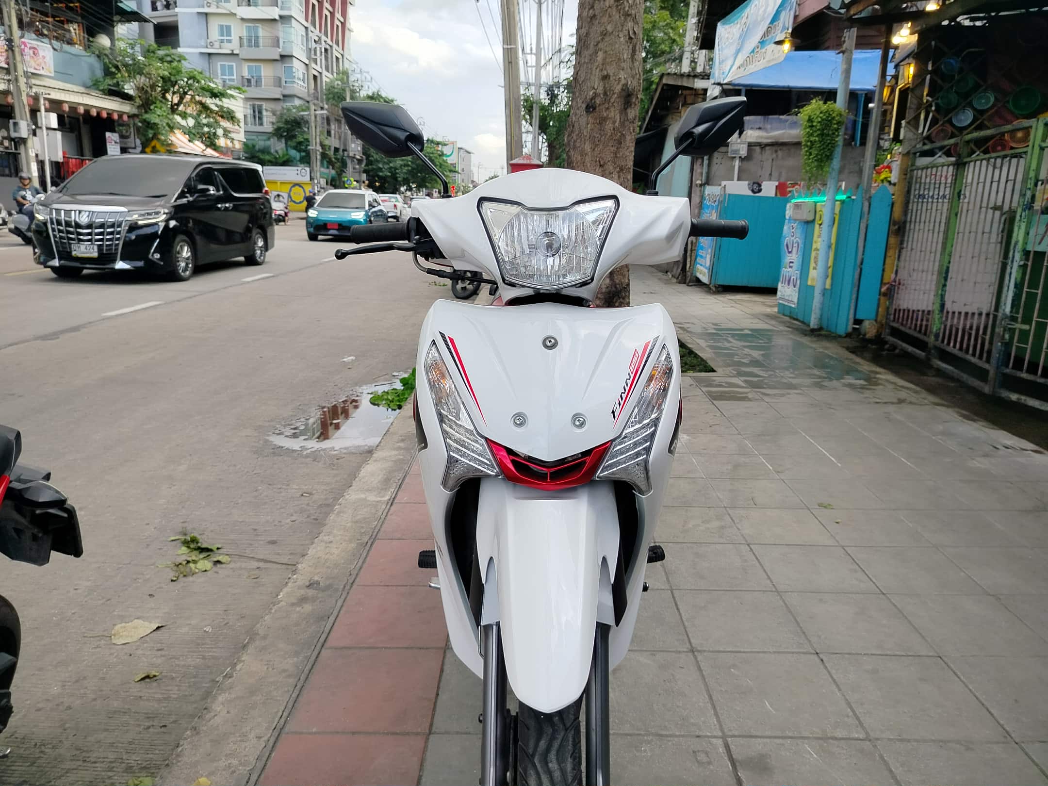 ปิดการขาย yamaha finn สีขาวตัวท็อปล้อแม็ก 2023