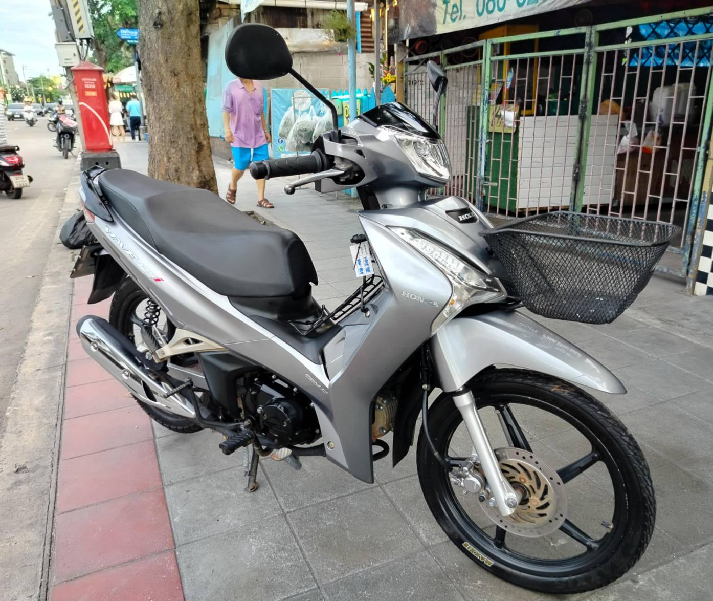 เวฟ 125 i สีเทา 2022 รุ่นไฟหน้า LED