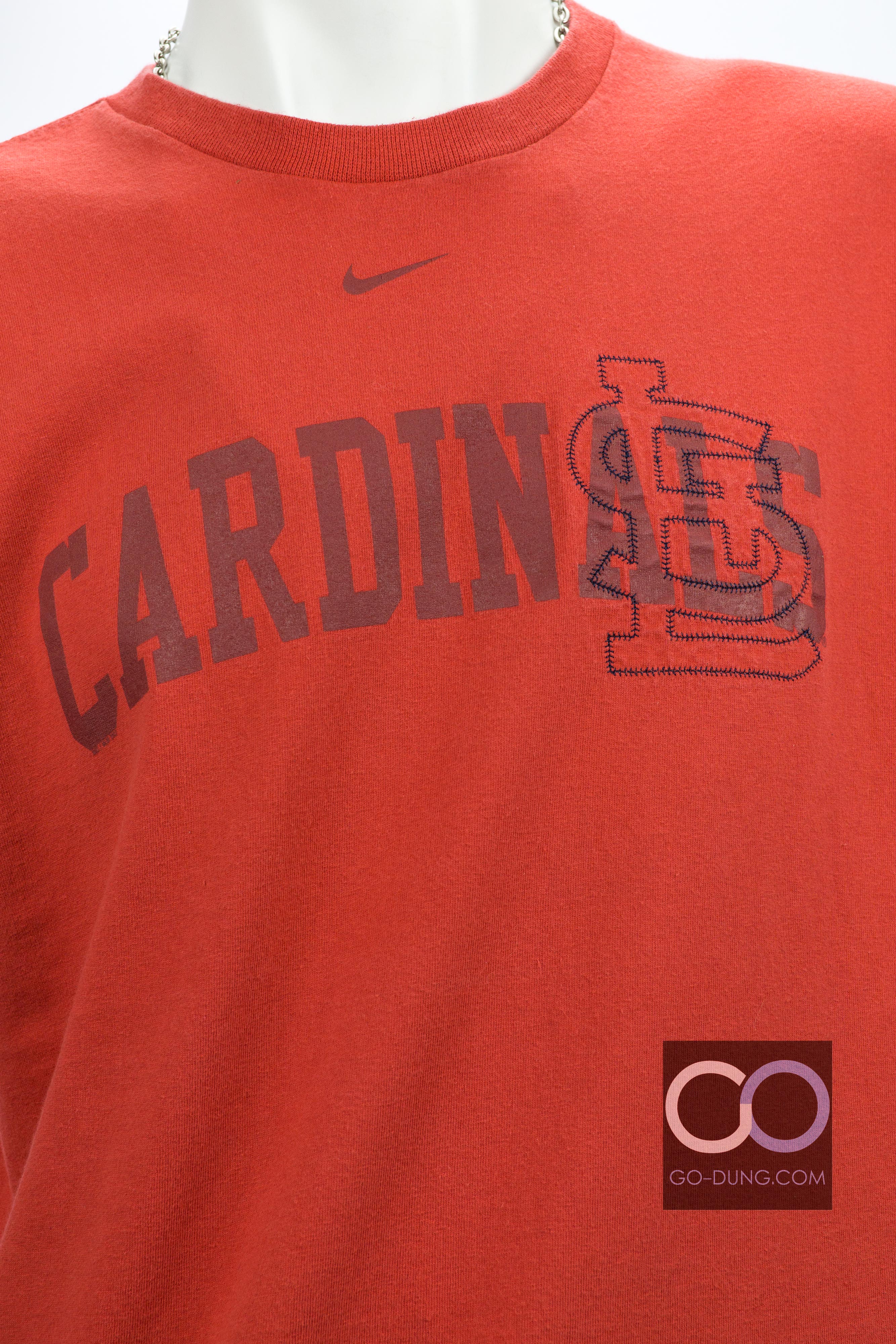 เสื้อยืดมือสองแบรนด์เนม วินเทจ NIKE : ST. LOUIS CARDINALS ผ้า 100 คอตตอน รุ่นเก่า สภาพใช้งาน