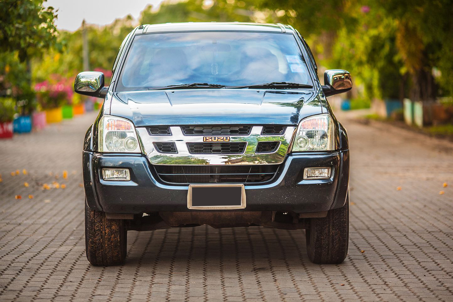 หน้ากาก หน้ากระจัง FRONT GRILLE RADIATOR ISUZU D-MAX 2005 4X4 110866