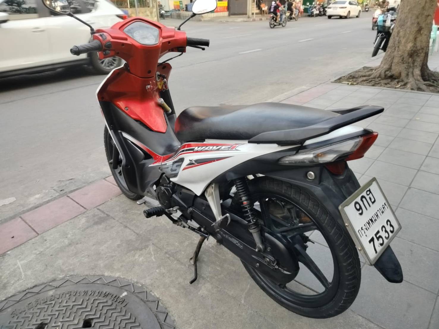 (ปิดการขายครับ) เวฟ 110i ตัวท็อปล้อแม็กสตาร์ทมือ จดทะเบียนปี 2557