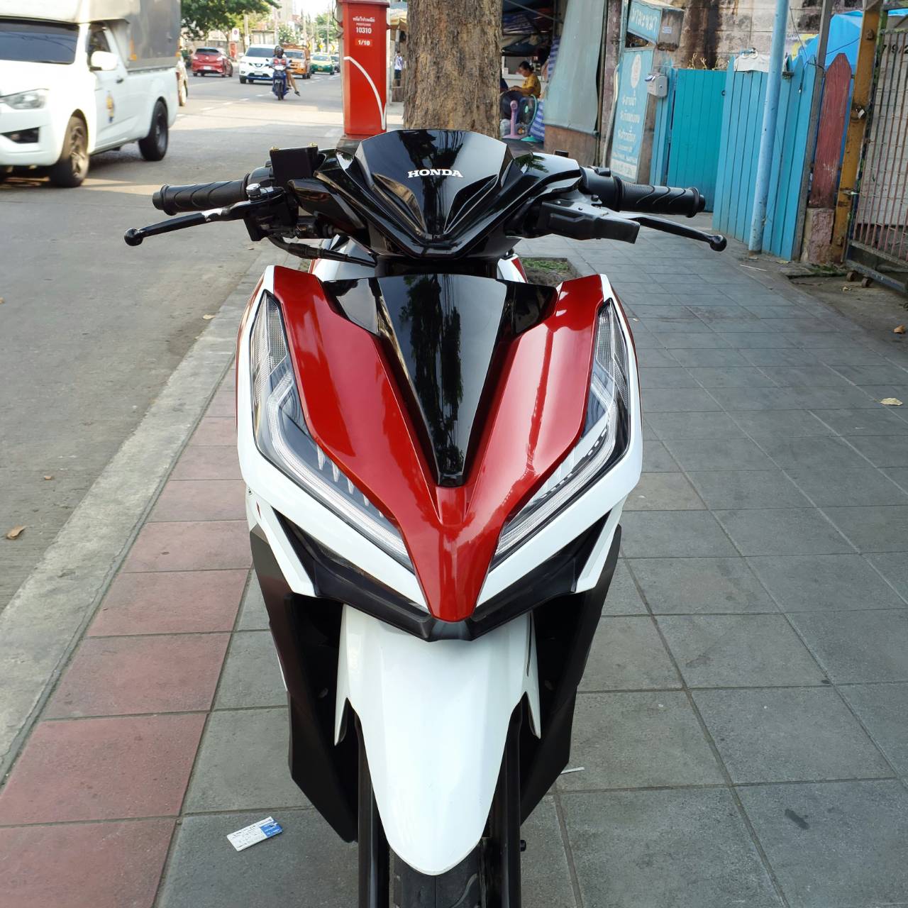 (ปิดการขาย) พร้อมส่งปักธงชัยครับ click 125 led 2019