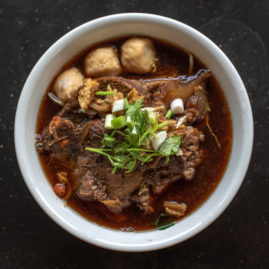 กอเงิน ฟาร์ม ผลิตภัณฑ์อาหารแห้ง ชุดตุ๋นเนื้อ Stewed Beef Set ขนาด 35 กรัม ชุดเครื่องปรุง สมุนไพร Gorngern Farm