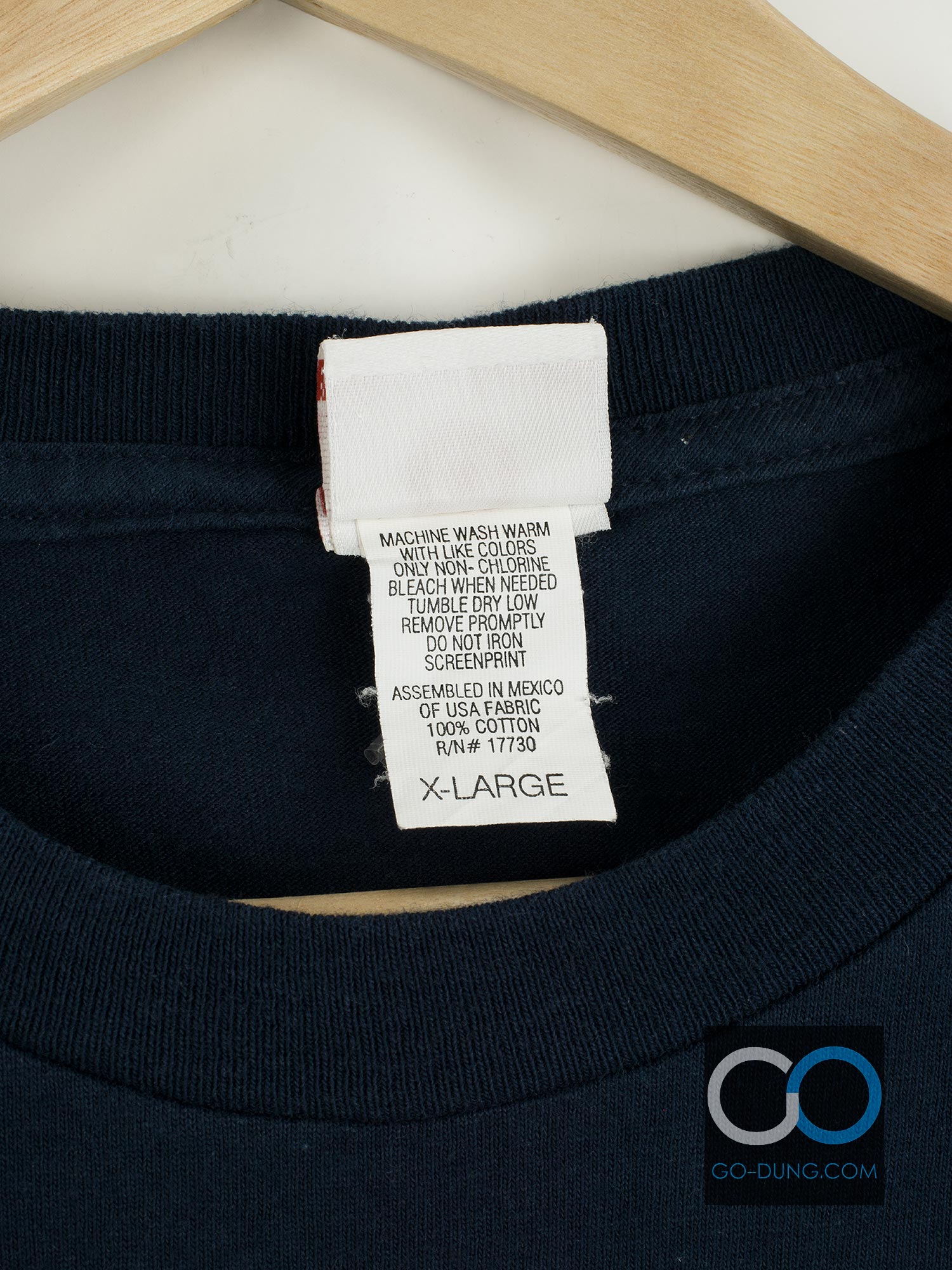 เสื้อยืดมือสองลาย USA ปี 2001 ยี่ห้อ TARGET