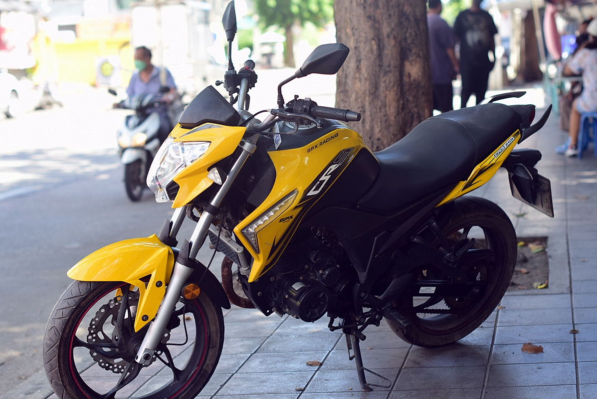 (( ขายแล้วครับ )) gpx cr5 200 พร้อมส่งให้ถึงบ้านครับ