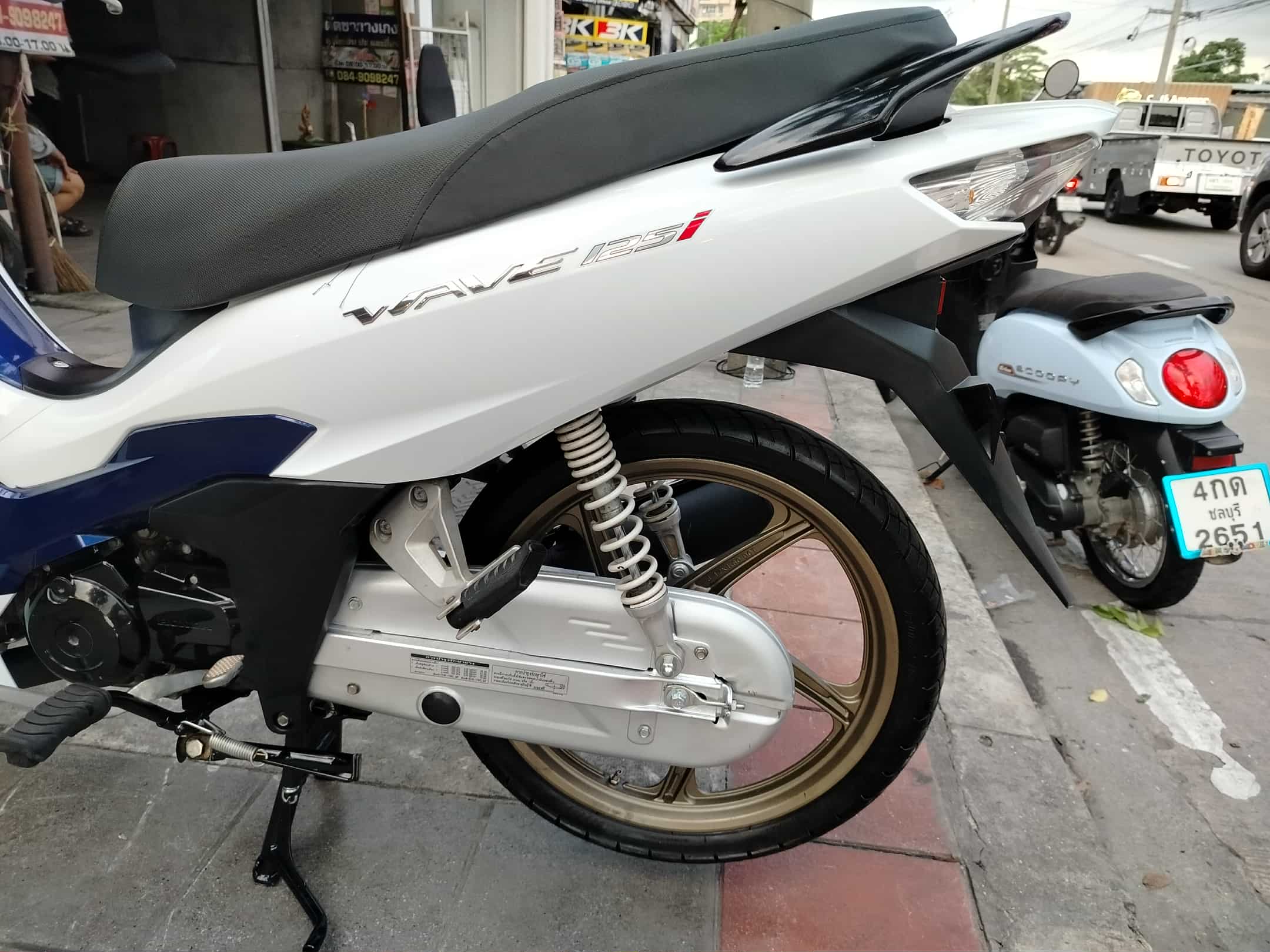 เวฟ 125 i สีขาวน้ำเงิน 2024 ไมล์ดิจิตอล