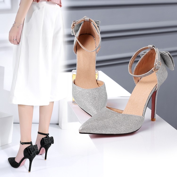 พรีอเดอร์ รองเท้าแฟชั่น 31-47 รหัส Y-4589