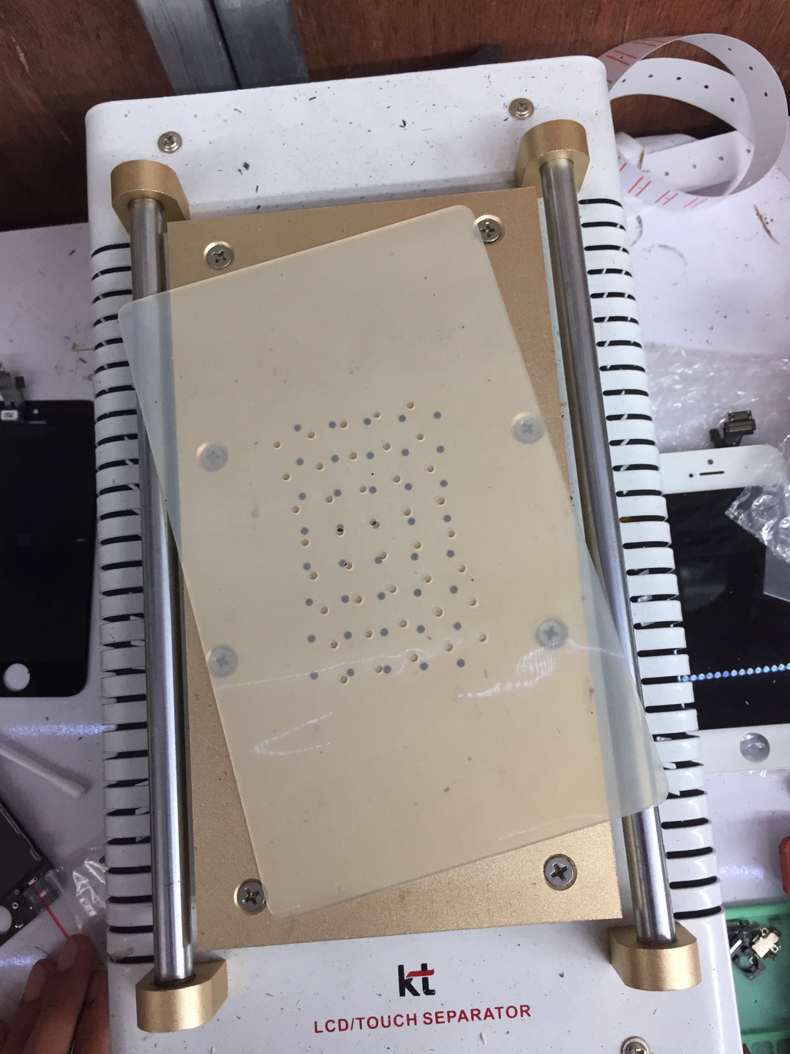 แผ่นยางรองเครื่องลอกจอ