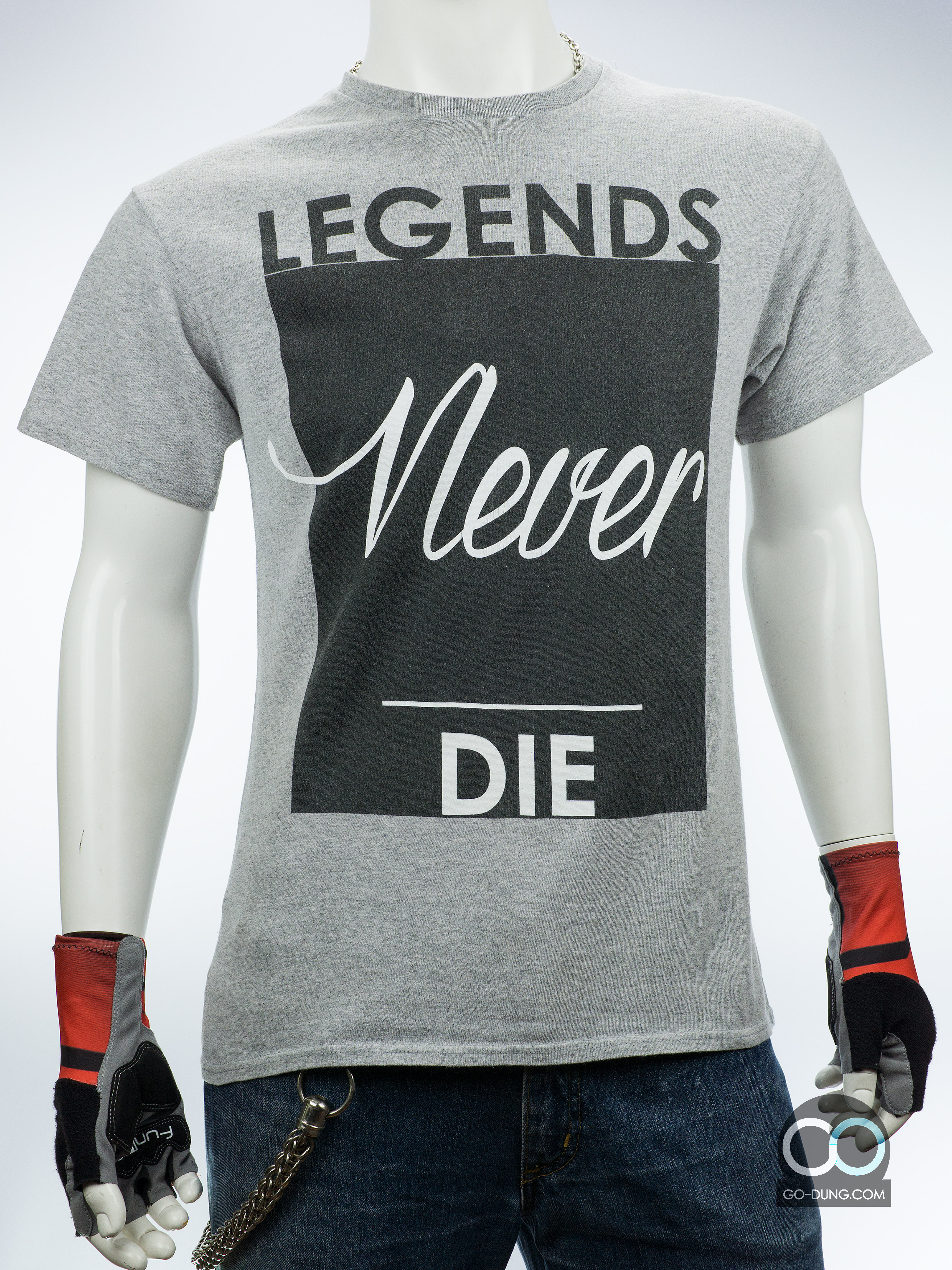 เสื้อยืดมือสอง 2 MONKEYS : LEGENDS NEVER DIE ผ้า 100 คอตตอน