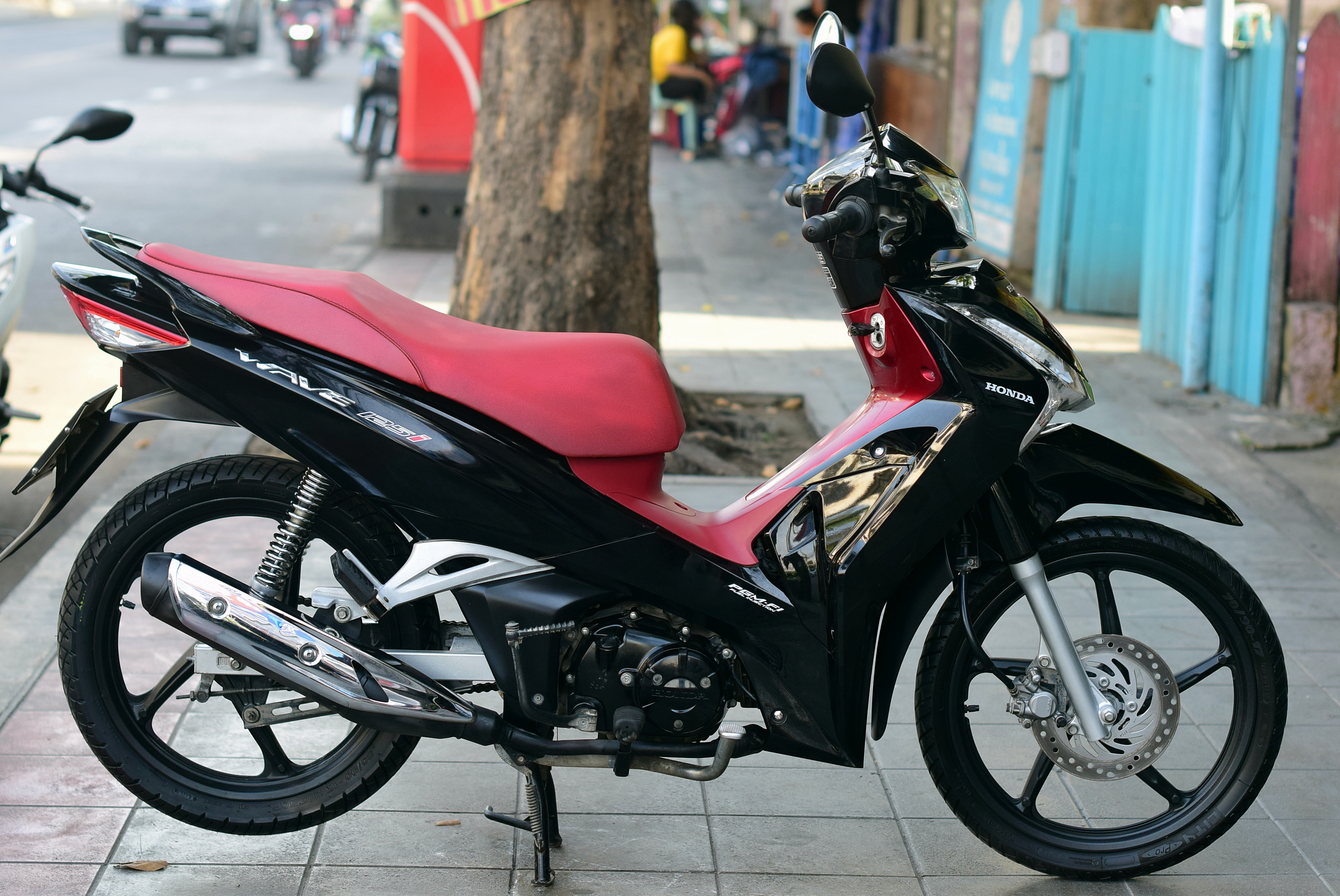 (ปิดการขายครับ) wave 125 i ไฟหน้า led ตัวท็อปล้อแม็ก สตาร์ทมือ