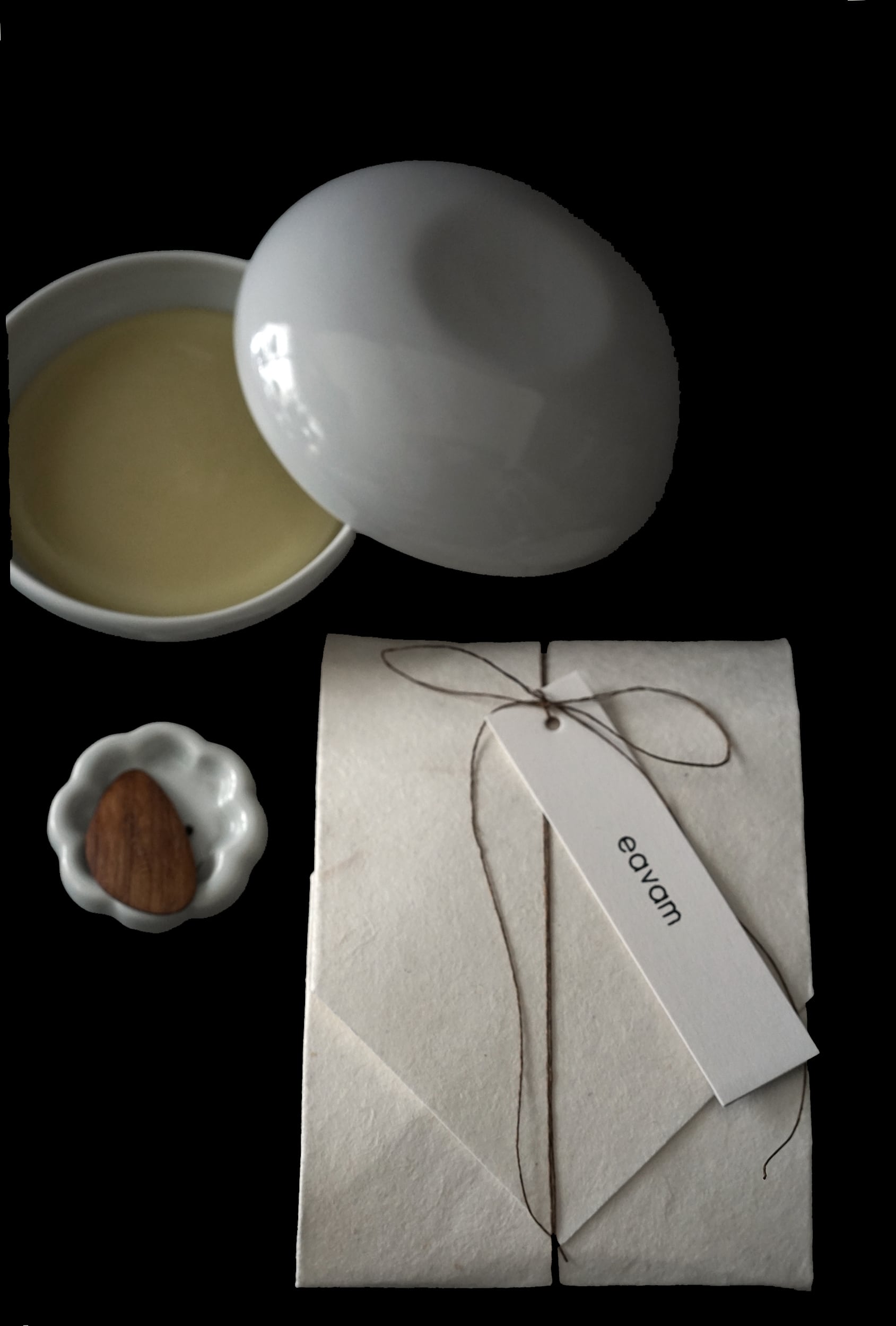 eavam's balm collection ผลิตภัณฑ์บำรุงผิว และ ริมฝีปาก มี 2 สูตร ขนาด 35 กรัม ทาบำรุงผิว กลิ่นหอมช่วยผ่อนคลาย สดชื่น อีวาม