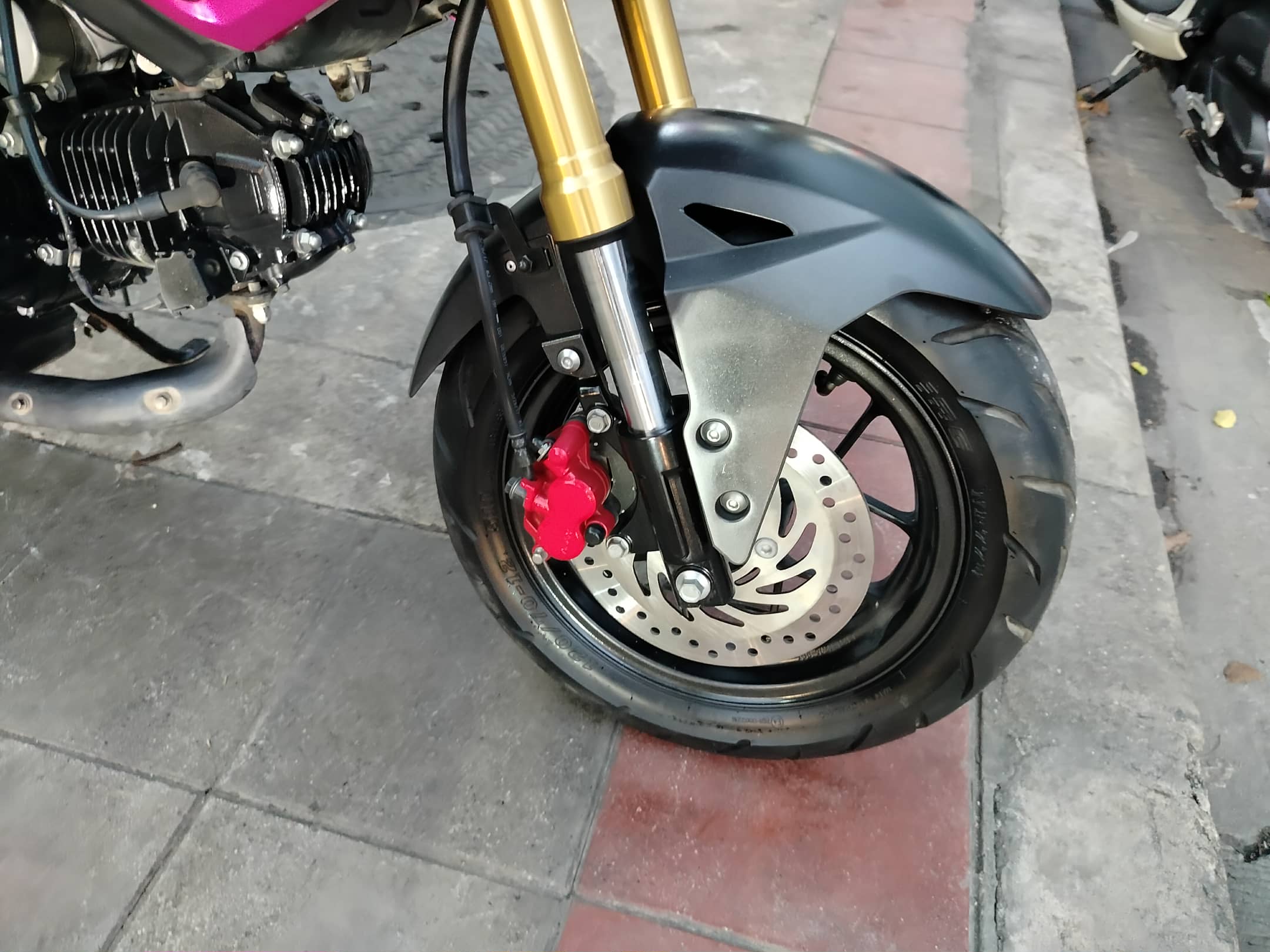 (ปิดการขาย) MSX SF สีดำชมพู จดทะเบียนปี 2020